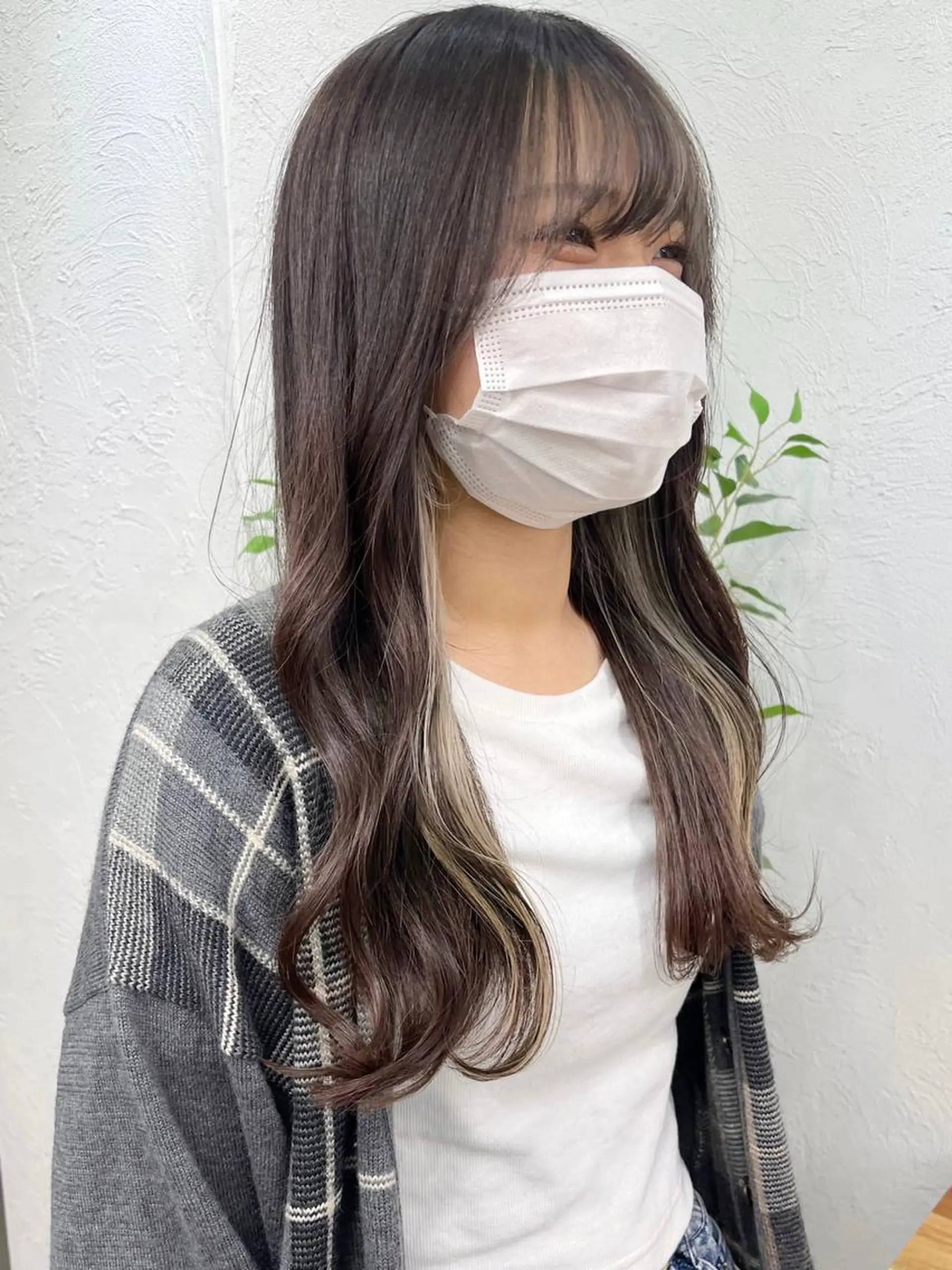 セミロング カラー ベージュカラー ホワイトベージュ カット ヘアカラー トリートメント ブリーチダブルカラー 【koide】のヘアスタイル