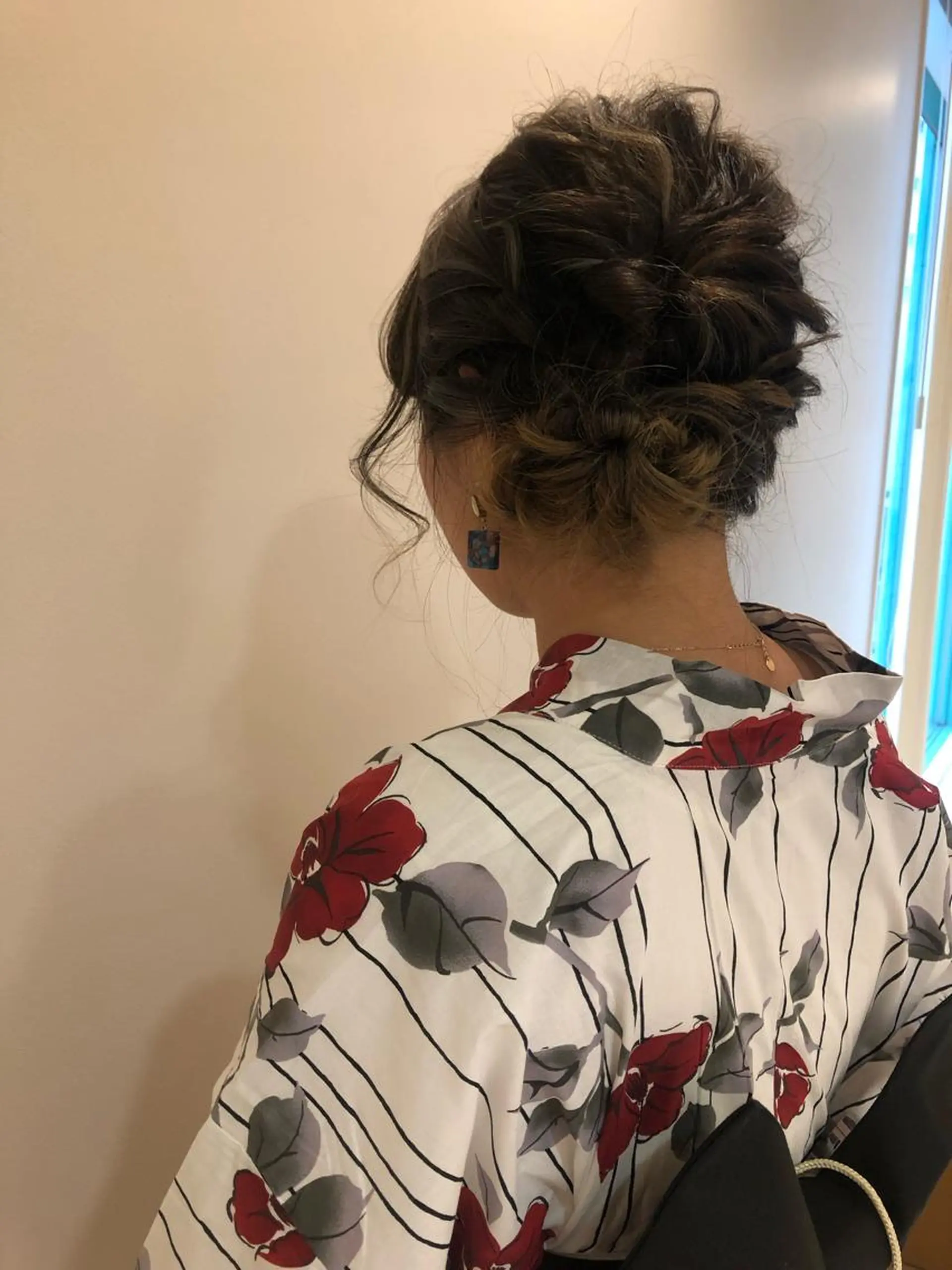 セミロング ヘアアレンジ 似合わせ.ﾍｱｾｯﾄ 得意🌹井上美沙のヘアスタイル