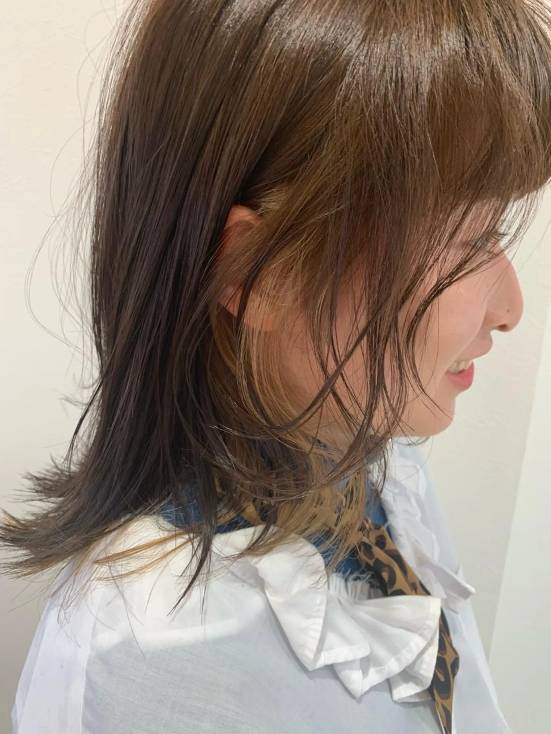 ミディアム カラー インナーカラー graxi'    グラシー所属・ブリーチ/ハイトーン SERINAのヘアスタイル