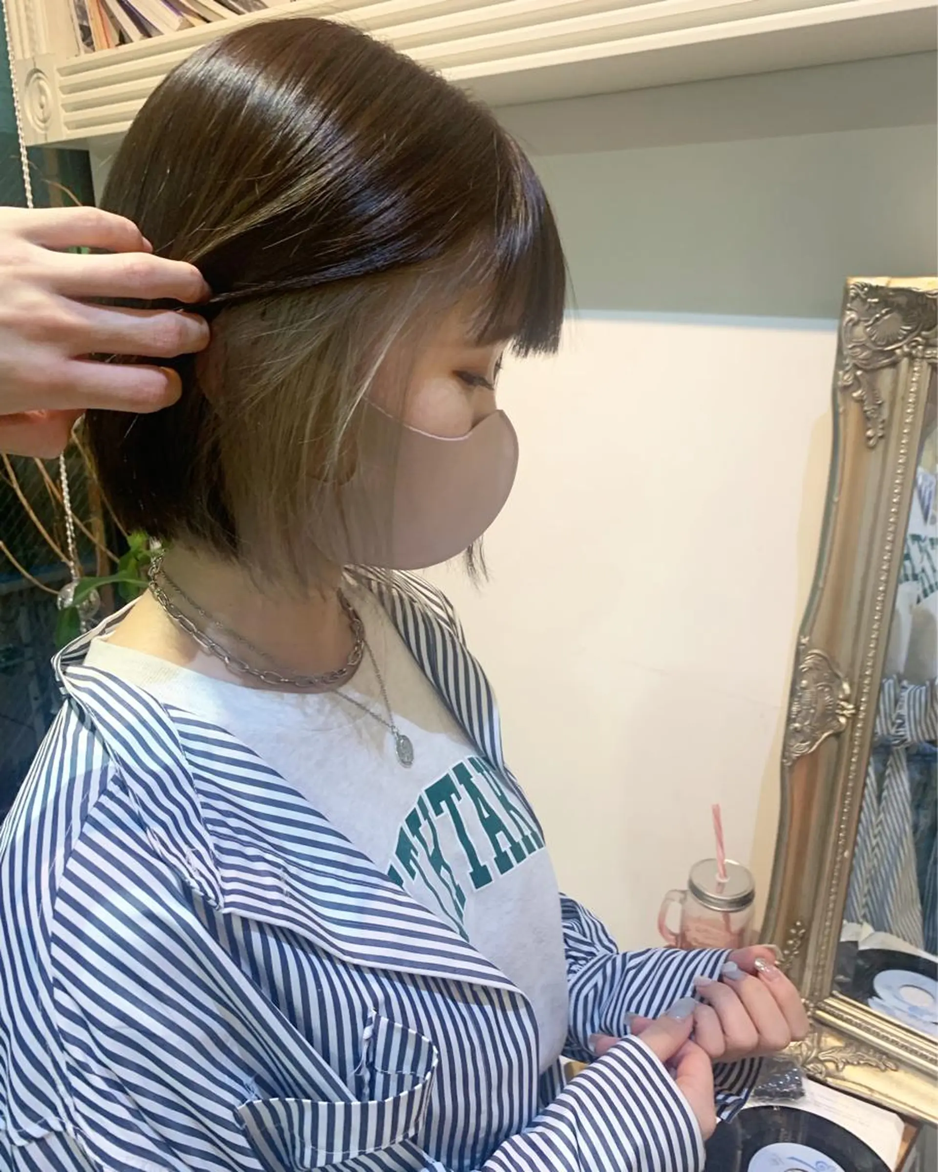 ショート カラー ベージュカラー インナーカラー ホワイトベージュ ヘアカラー トリートメント ヘアセット 金子 廉のヘアスタイル