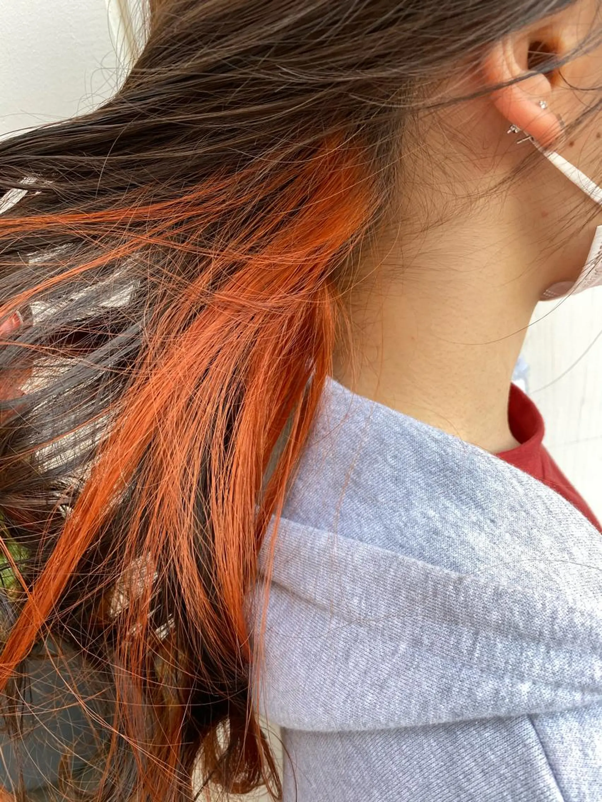 セミロング 井上 舞のヘアスタイル