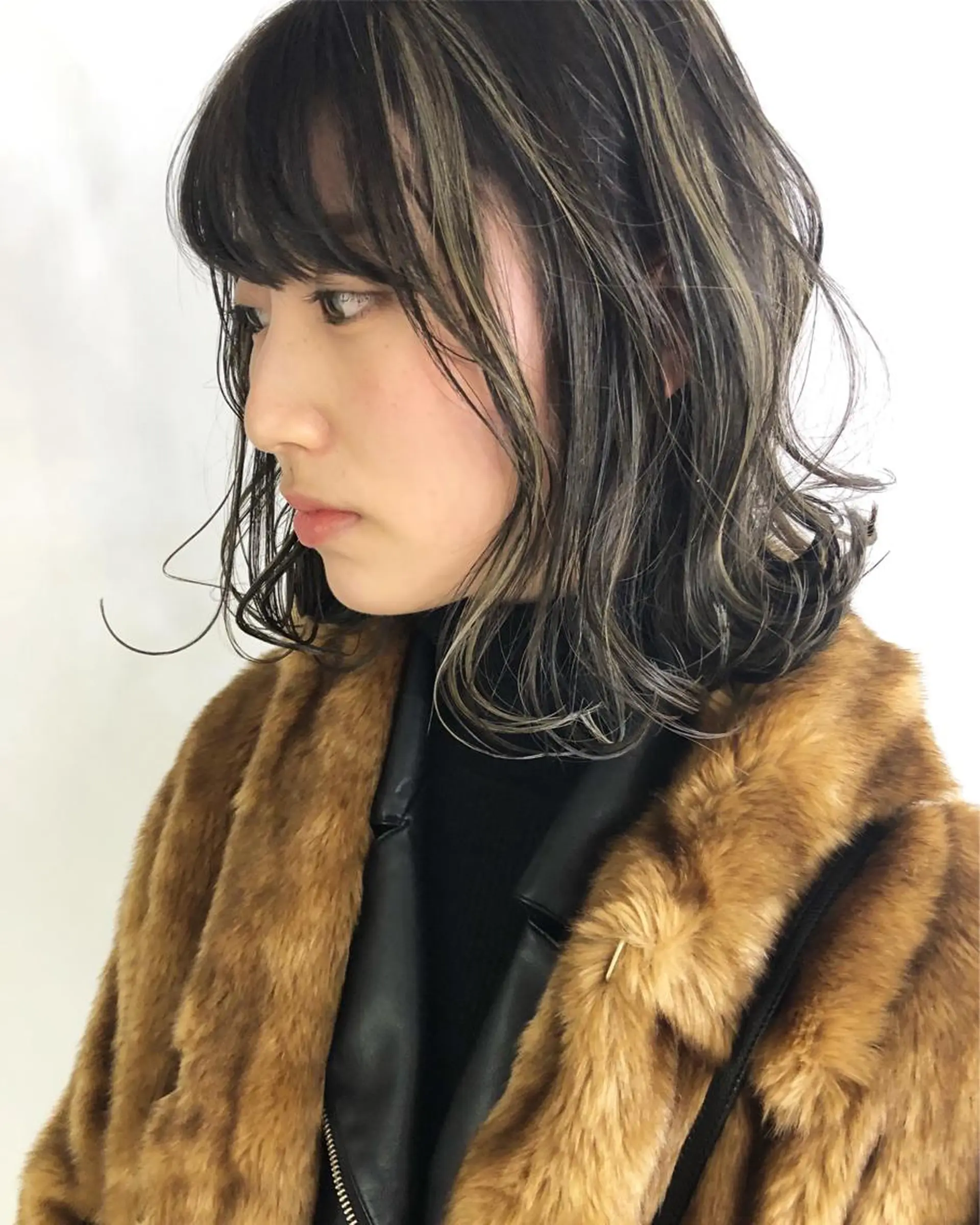 ショート カラー パーマ ヘアアレンジ メンズ キッズ ネイル マツエク・マツパ カット ヘアカラー トリートメント ヘッドスパ 韓国風×透明感カラー 髪質改善オタベシンヤのヘアスタイル