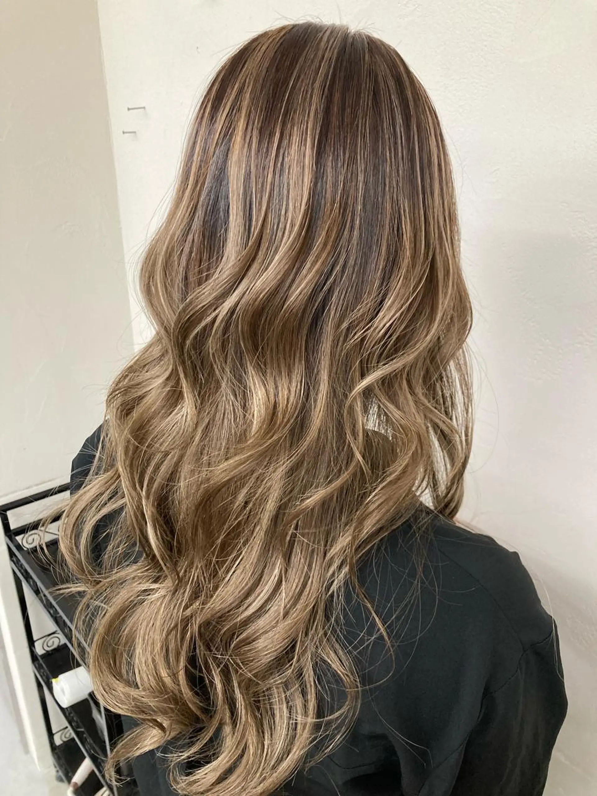 ロング レイヤーカット ヘアカラー hair studio nico所属・田中 健太郎のヘアスタイル