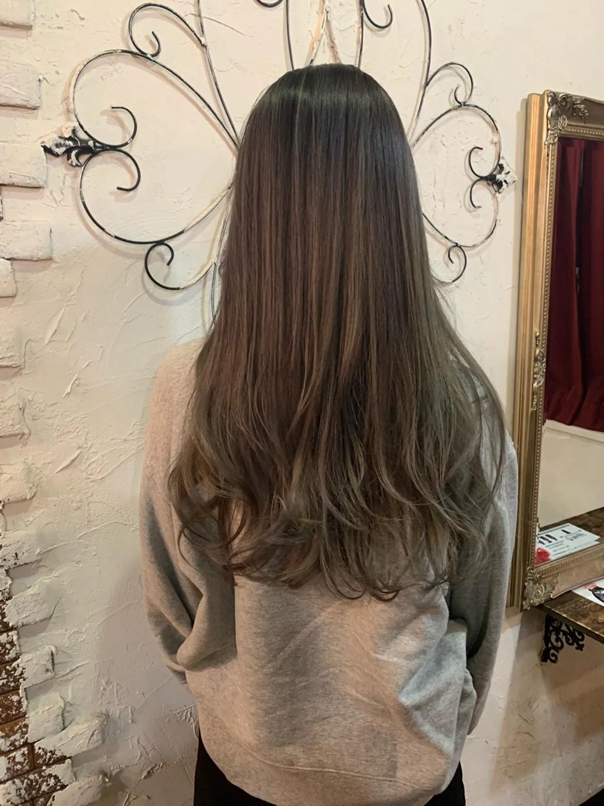 カラー アンフィーヘアー所属・amphihair 高橋祐也のヘアスタイル