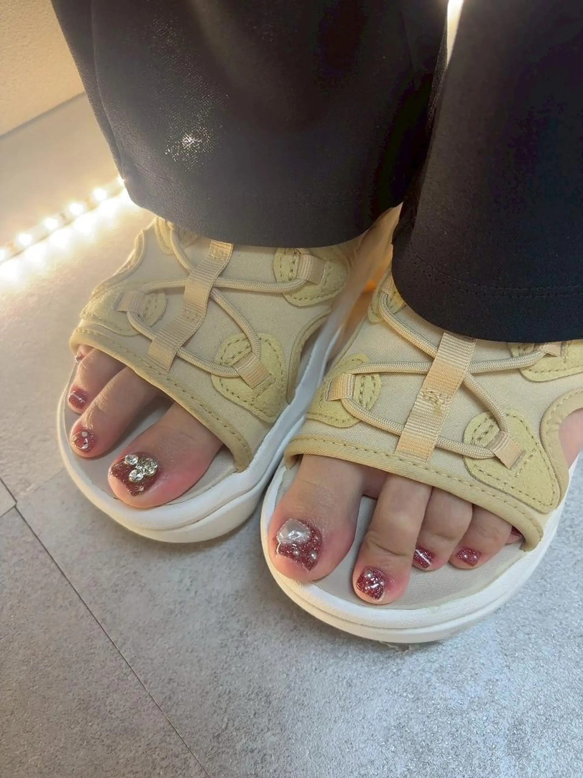 ネイル フットネイル Trinity ネイリストスタッフのネイルデザイン