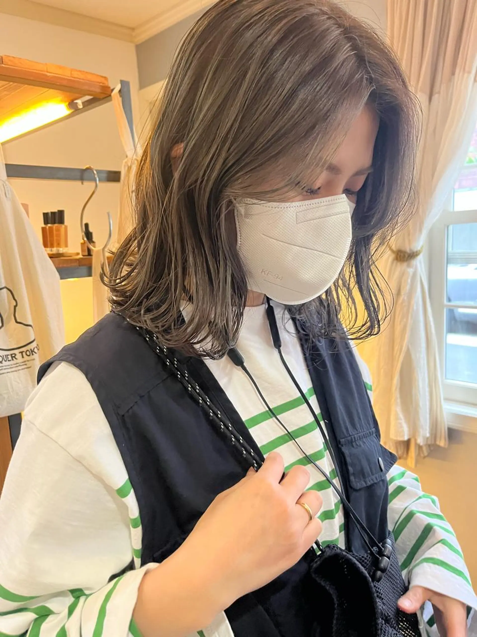 ミディアム カラー NOUN所属・eri kinjoのヘアスタイル