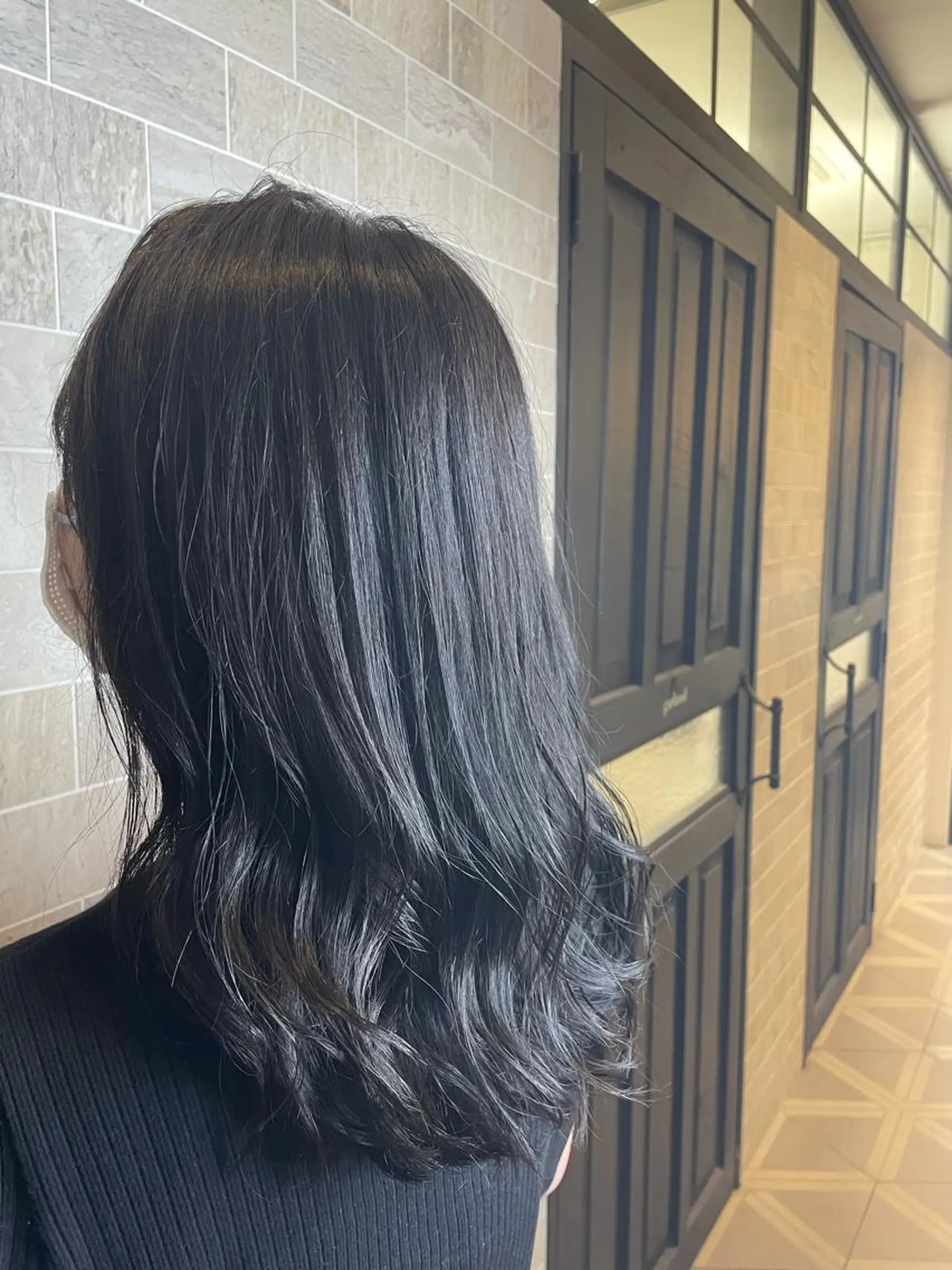 セミロング 柳井 瑠菜のヘアスタイル