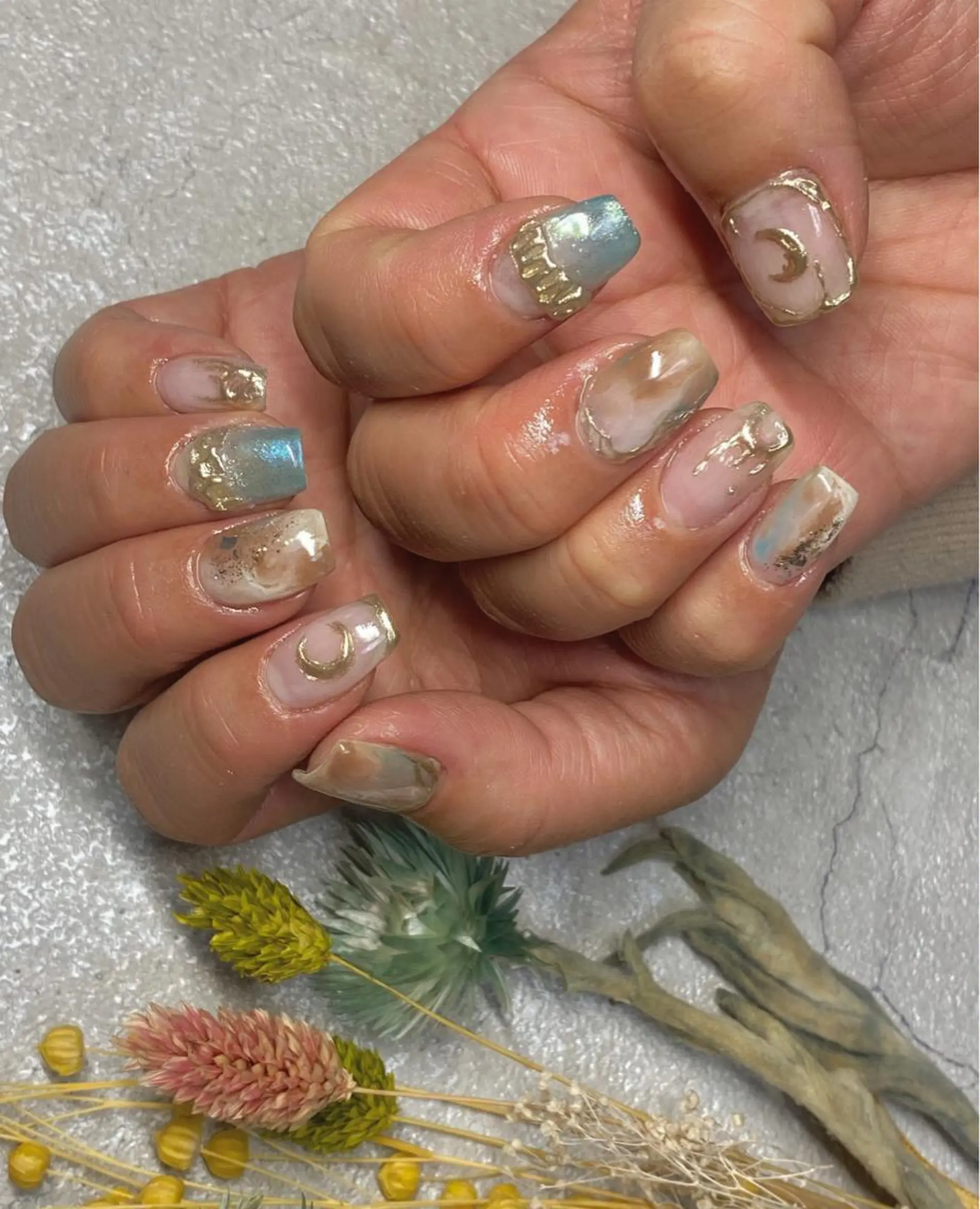 ネイル マグネットネイル ハンドネイル ëmma nail_ by chulaのネイルデザイン