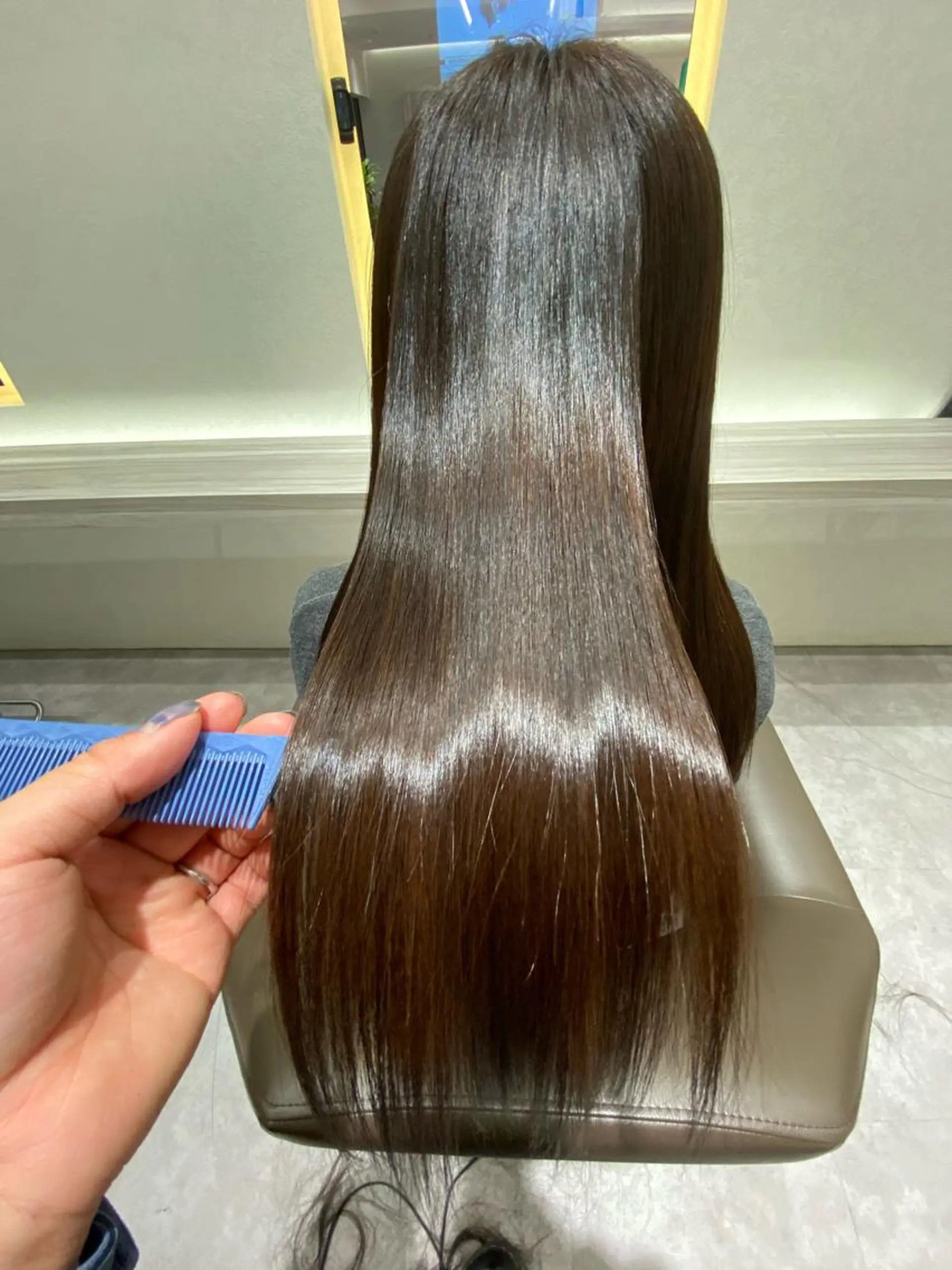 ロング ムトウセイマ/艶髪 /艶ケアWブリーチのヘアスタイル