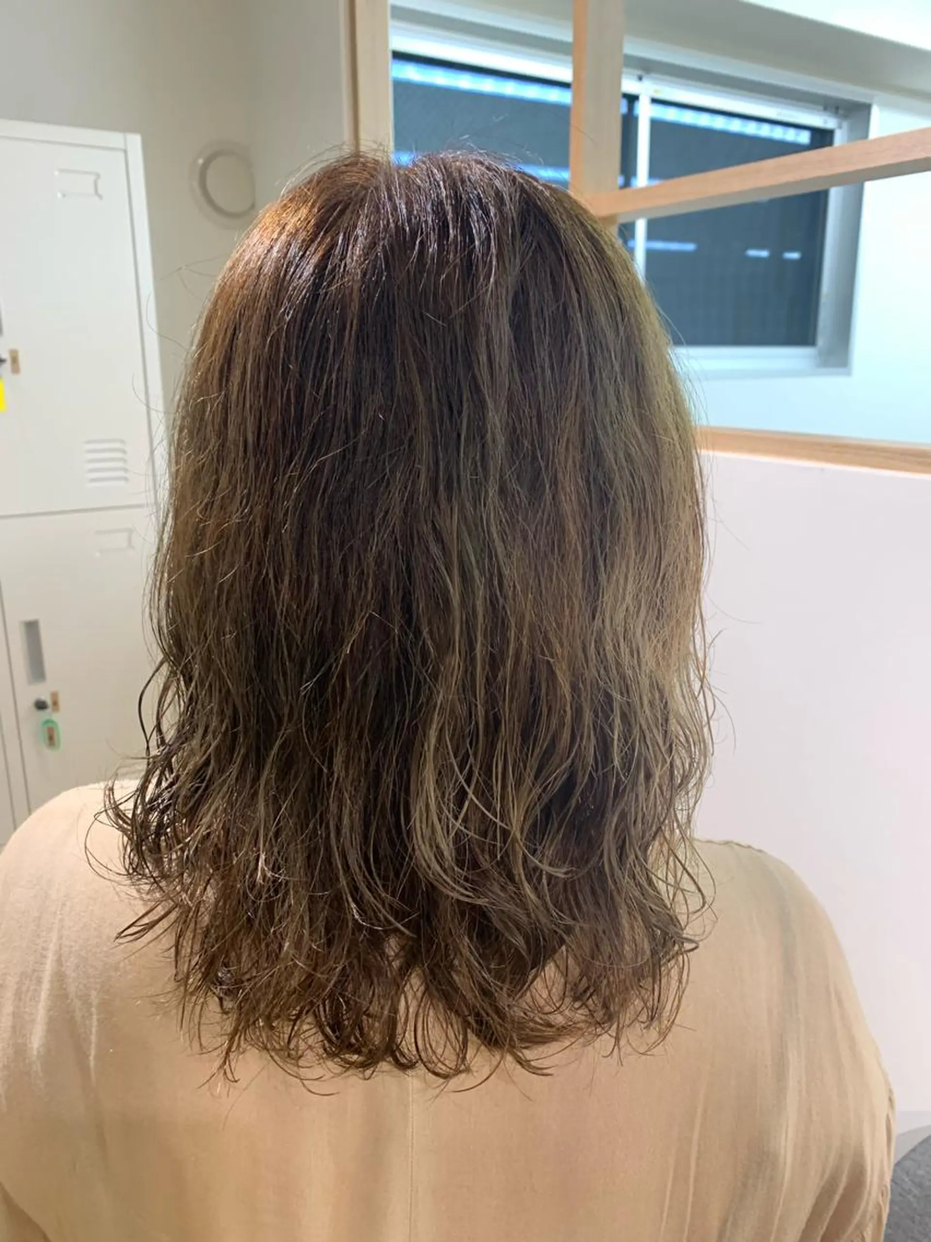 カラー 齊藤 来美のヘアスタイル