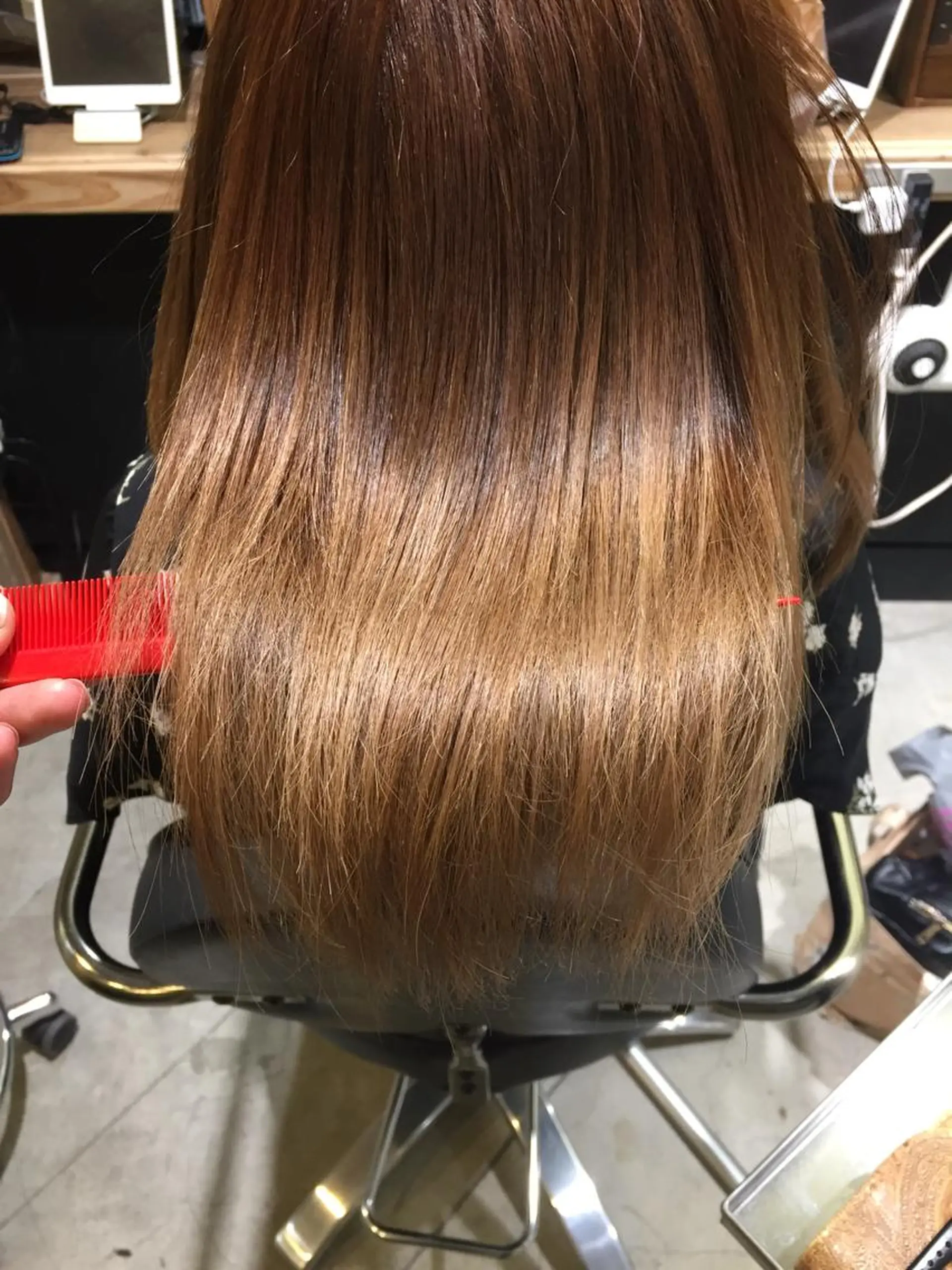 ミディアム カラー パーマ ミディアムパーマ ブリーチ ヘアカラー 舘野 太嘉宏のヘアスタイル