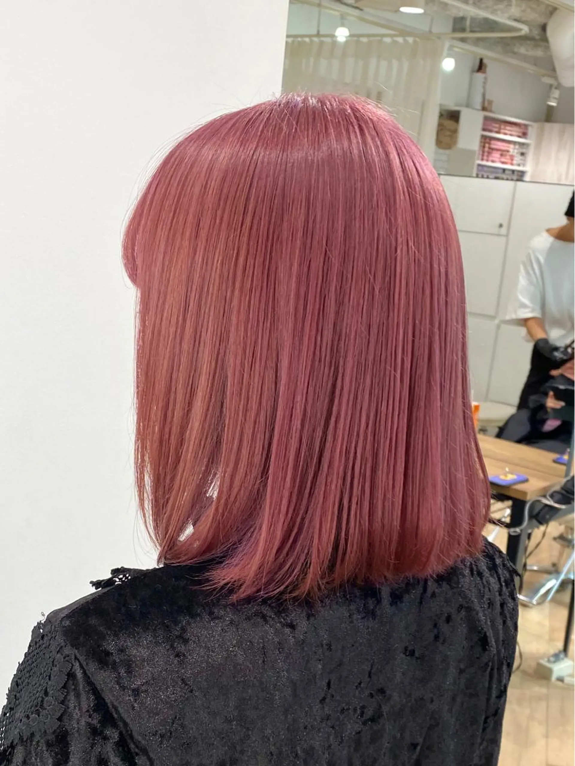 ミディアム カラー  渡部 妃月のヘアスタイル