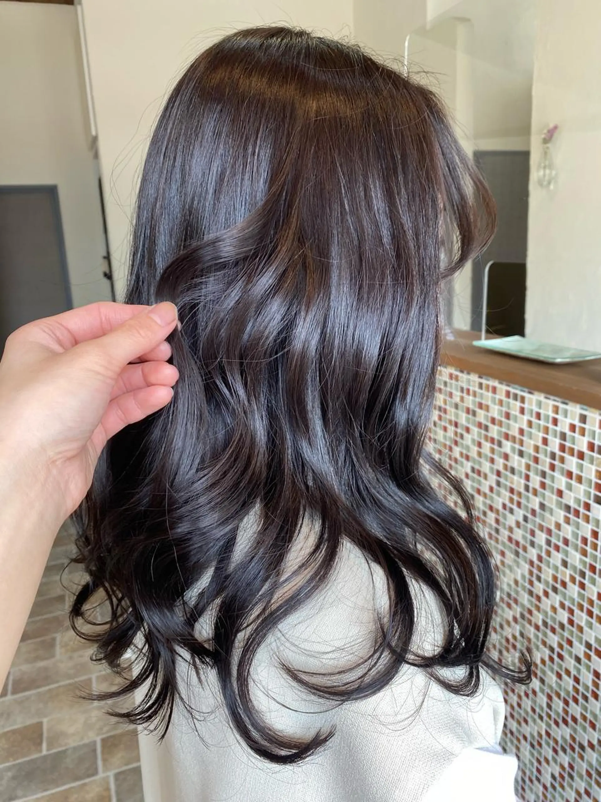 ロング 中村 友香のヘアスタイル