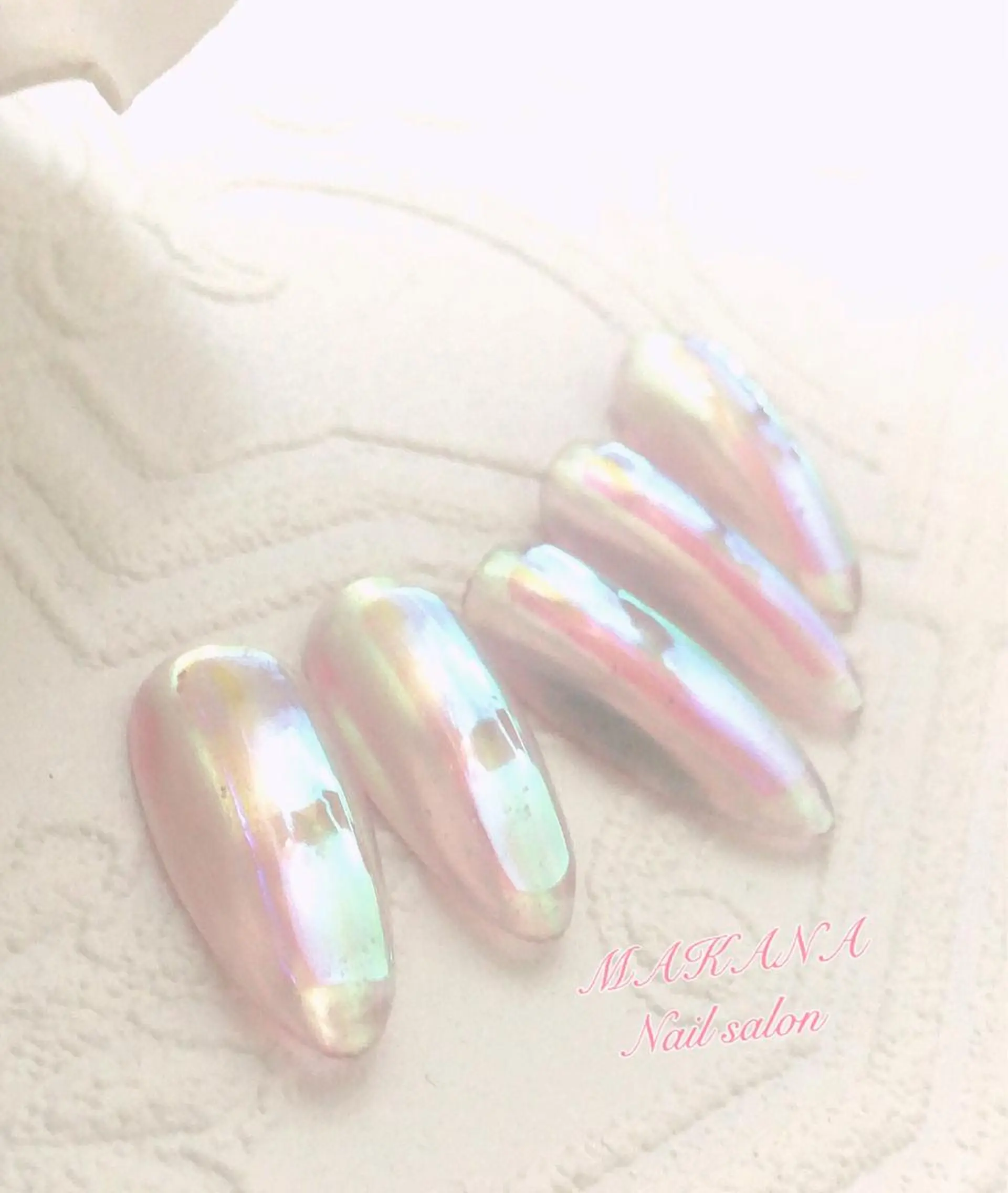 ネイル 氷ネイル・うるうるネイル ハンドネイル MAKANA所属・鈴木 ユニのネイルデザイン
