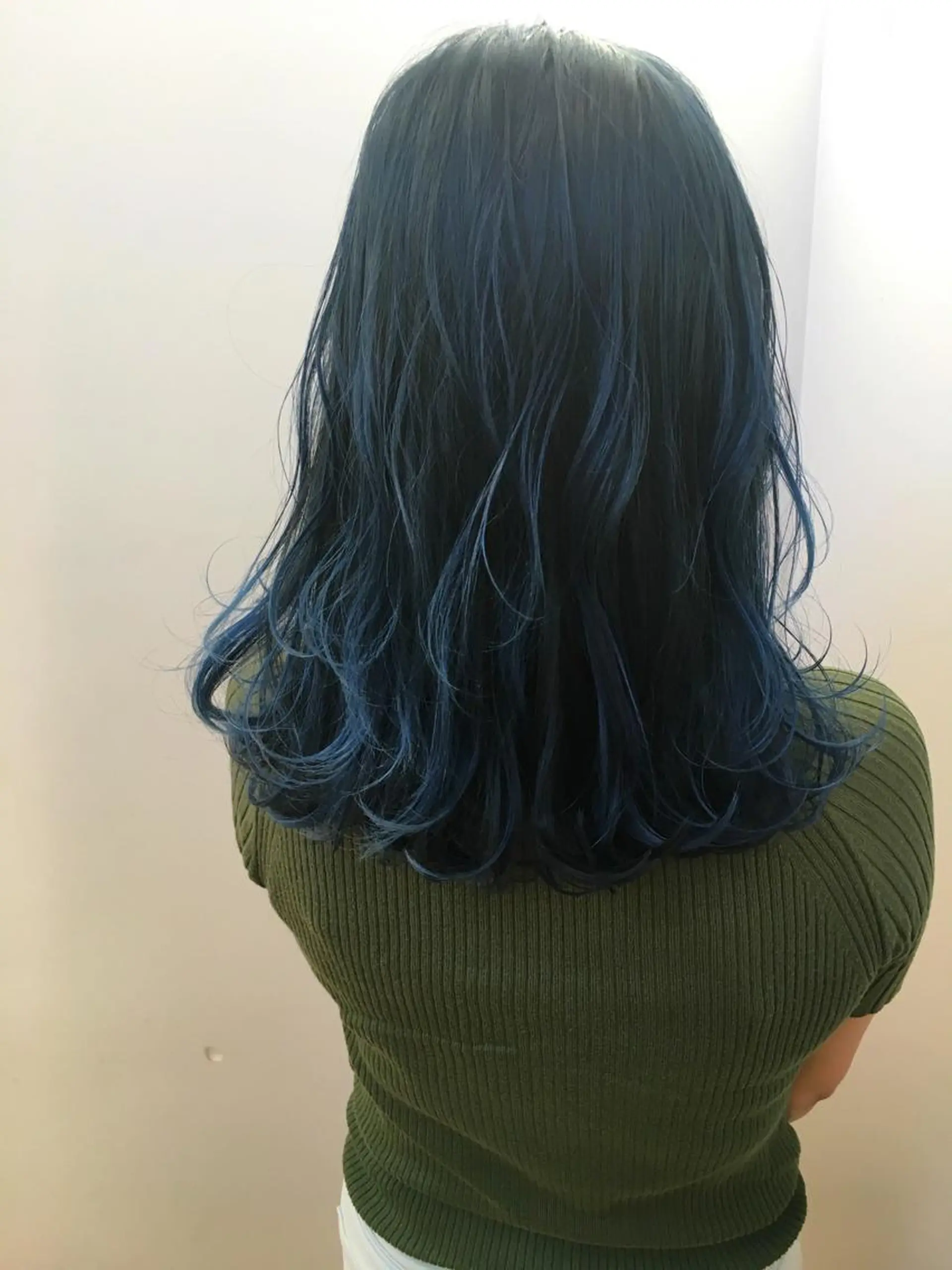 ミディアム カラー 🩷🍭中津・梅田 エリア🍬💜のヘアスタイル