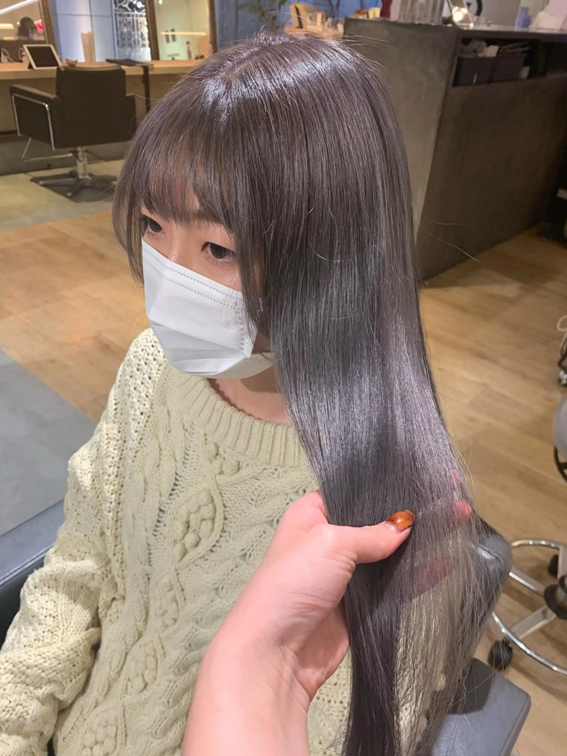 ロング カラー 美髪・シールエクステ ホソタニリョウコのヘアスタイル