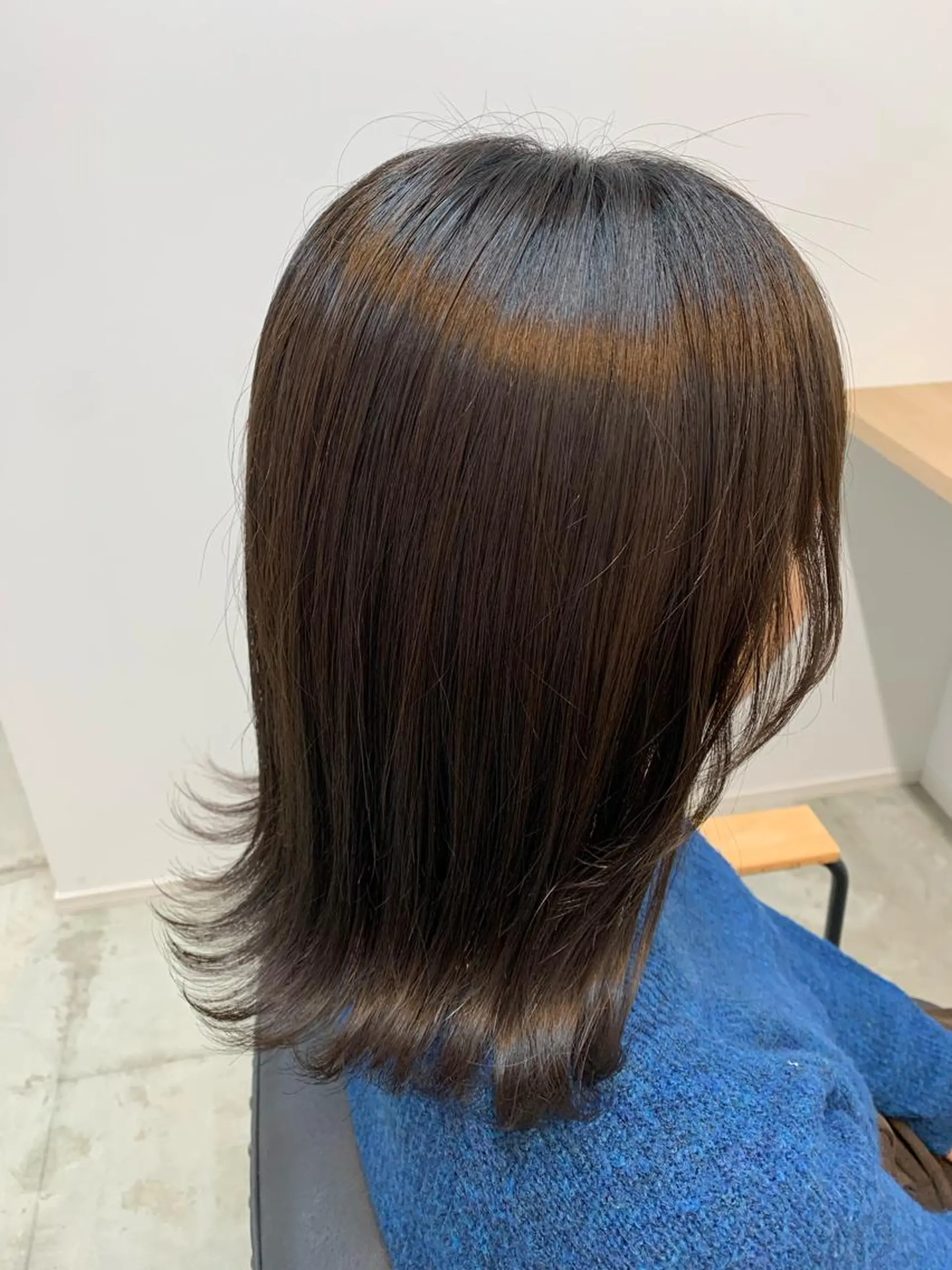 ミディアム 金丸 理子のヘアスタイル