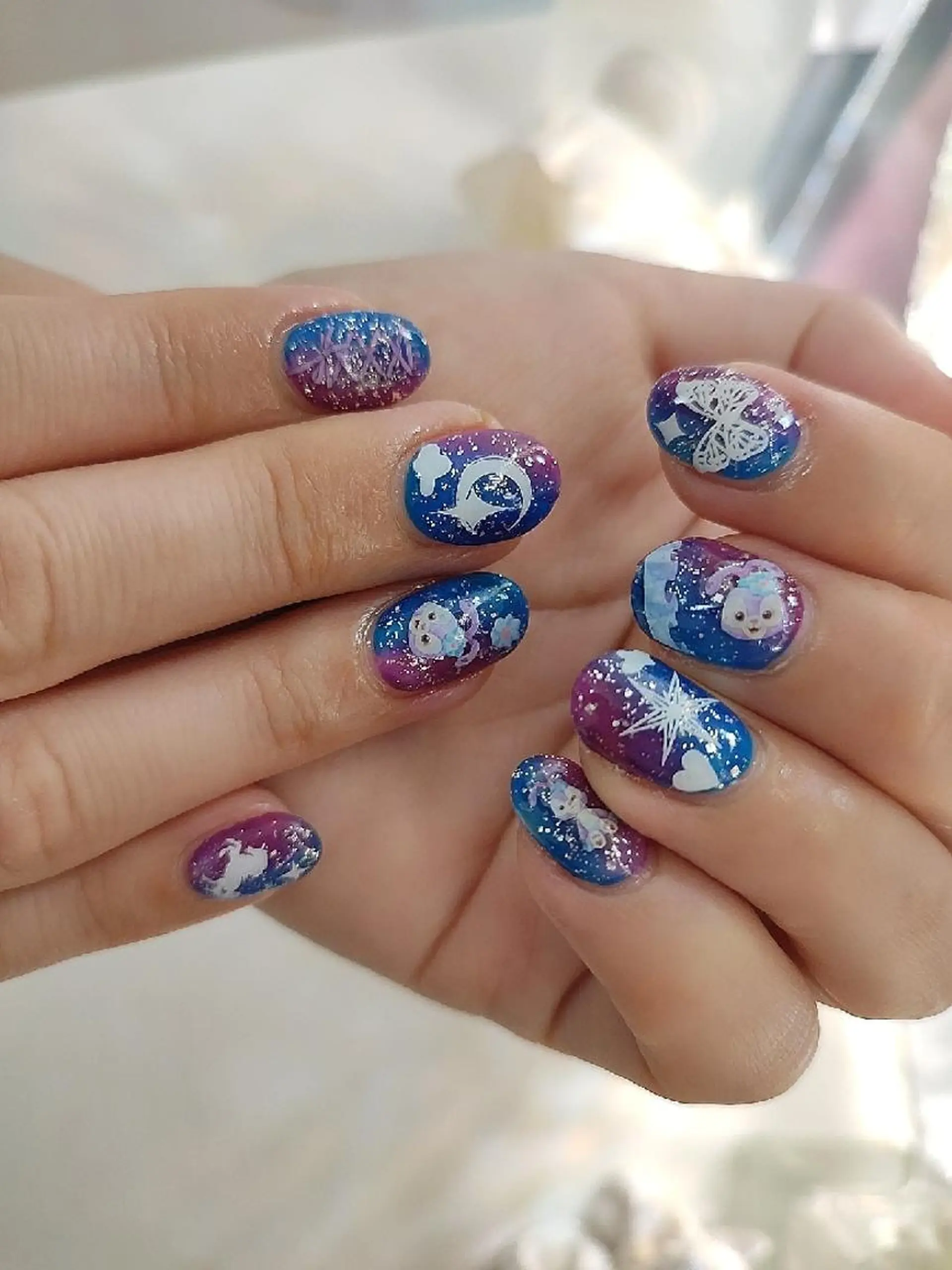 ネイル ハンドネイル RUNWAY 　　の眉毛・アイブロウイメージ