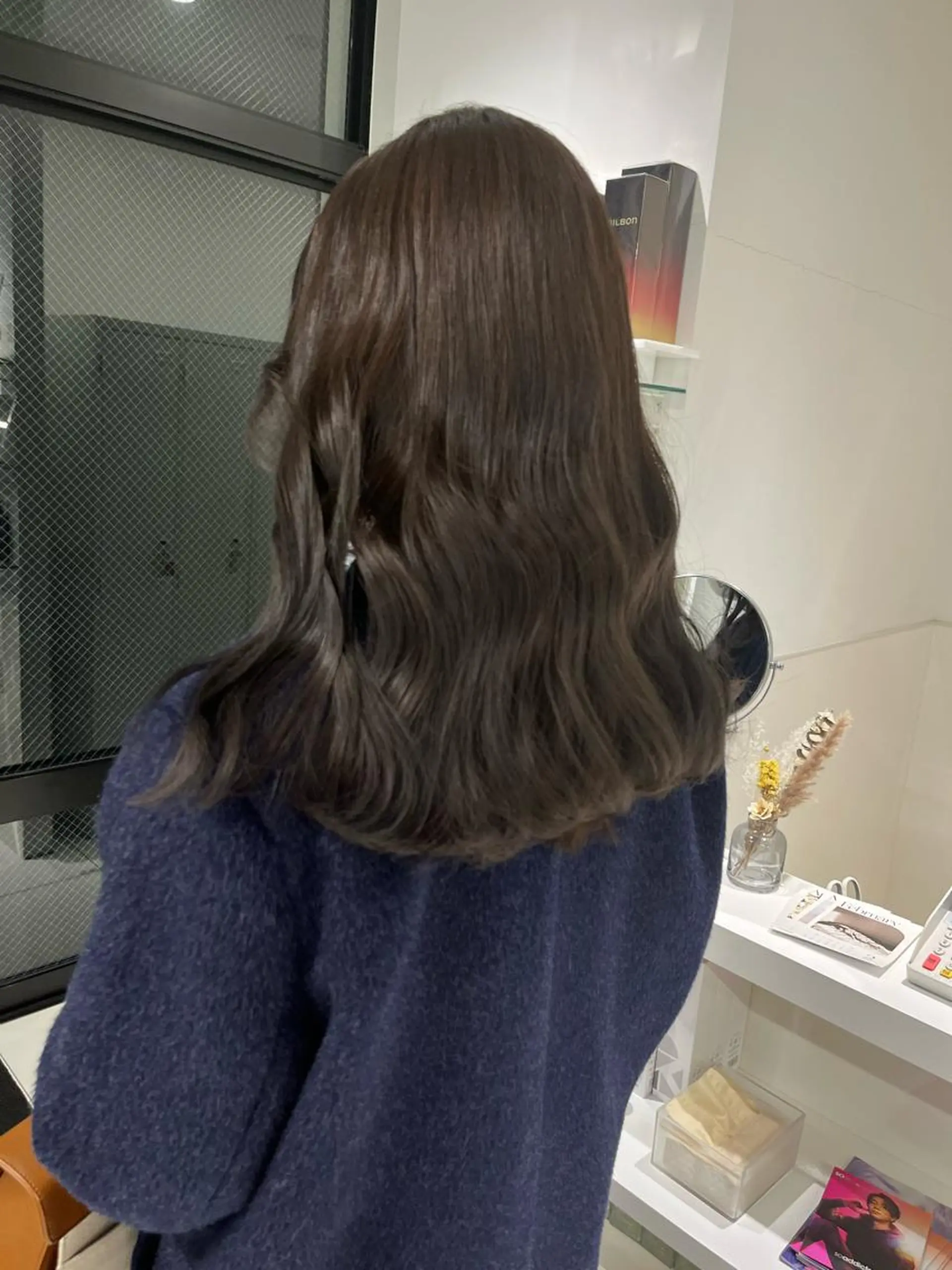 ミディアム カラー りおな/エクステ /ミルクティーカラーのヘアスタイル