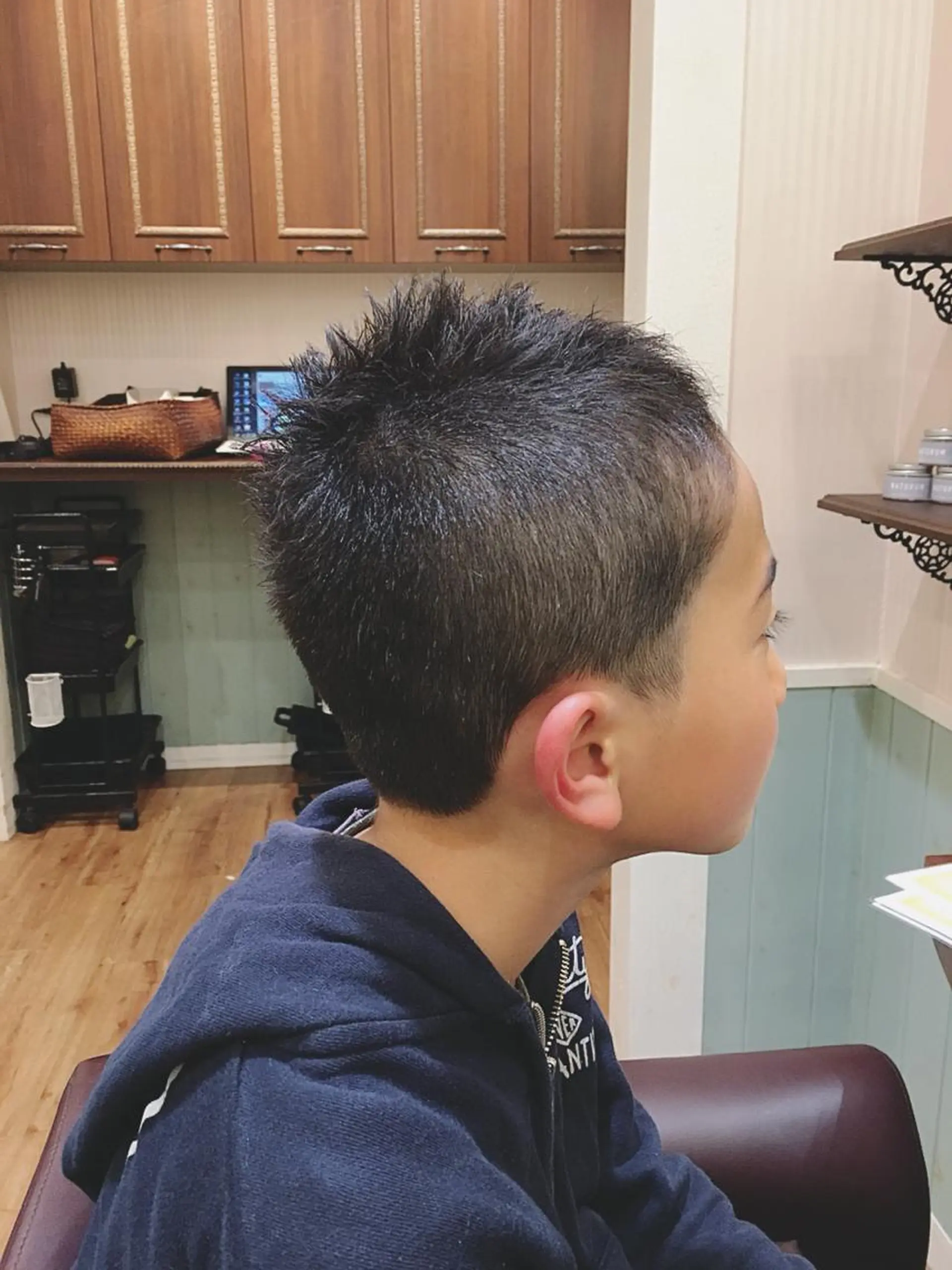 メンズ キッズ ビーズアモール 豊田店のヘアスタイル
