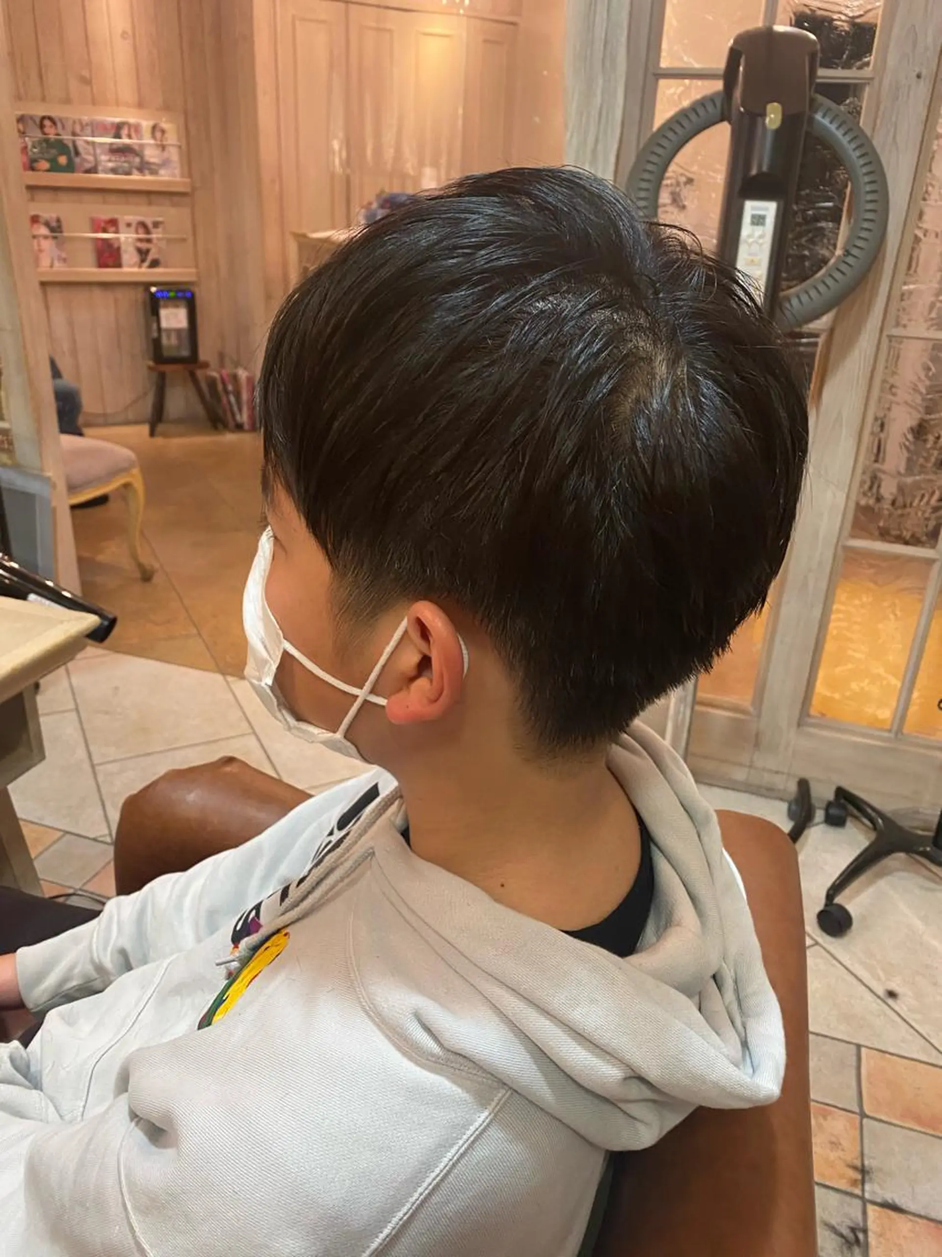 メンズ 刈り上げ amie by afloat(エイミーバイアフロート)所属・井上 日菜乃のヘアスタイル