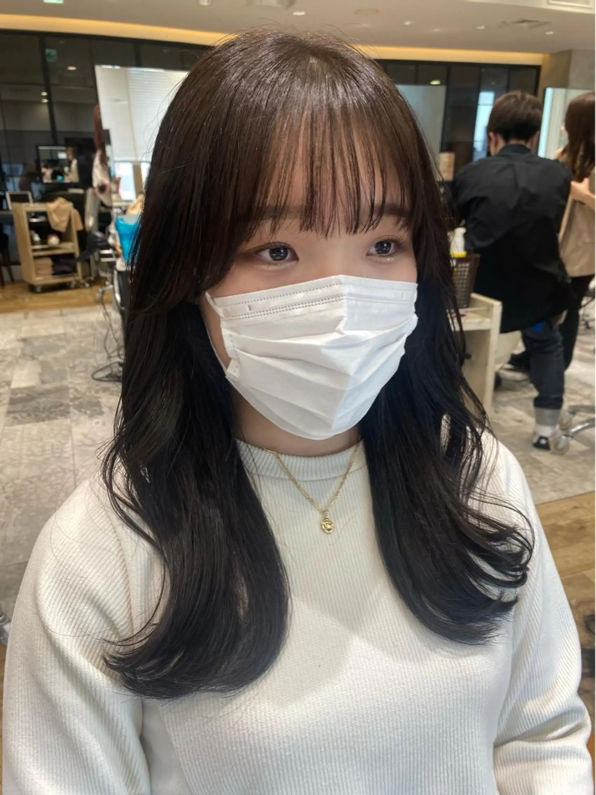 セミロング カラー ベージュカラー ブラウンカラー ブラウンベージュ くびれヘア カット ヘアカラー トリートメント 顔周り/くびれヘア 韓国ヘア💕風間るなのヘアスタイル
