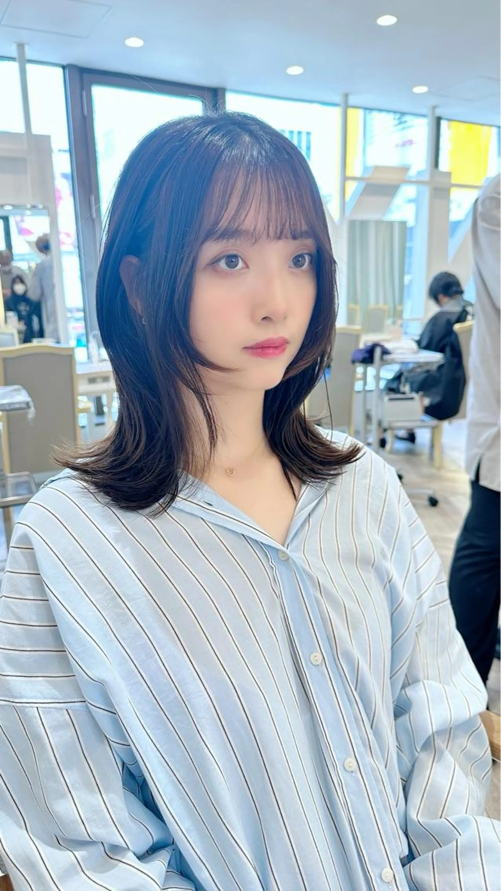 セミロング ベージュ/インナー カラー🤍Rieのヘアスタイル