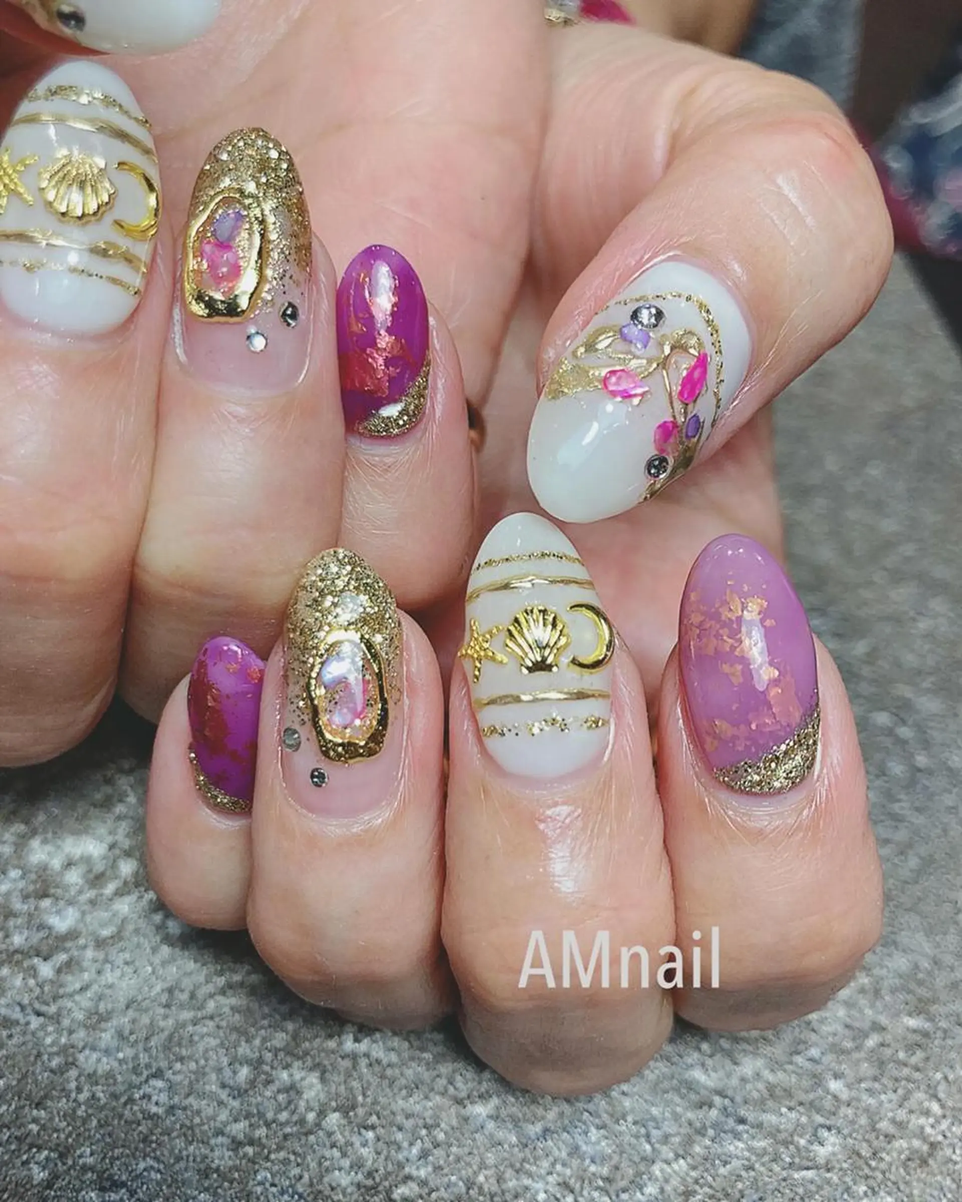 ネイル ジェルネイル 持ち込み ニュアンスネイル スカルプネイル ハンドネイル ネイルアーティスト SUE（スゥ）のネイルデザイン