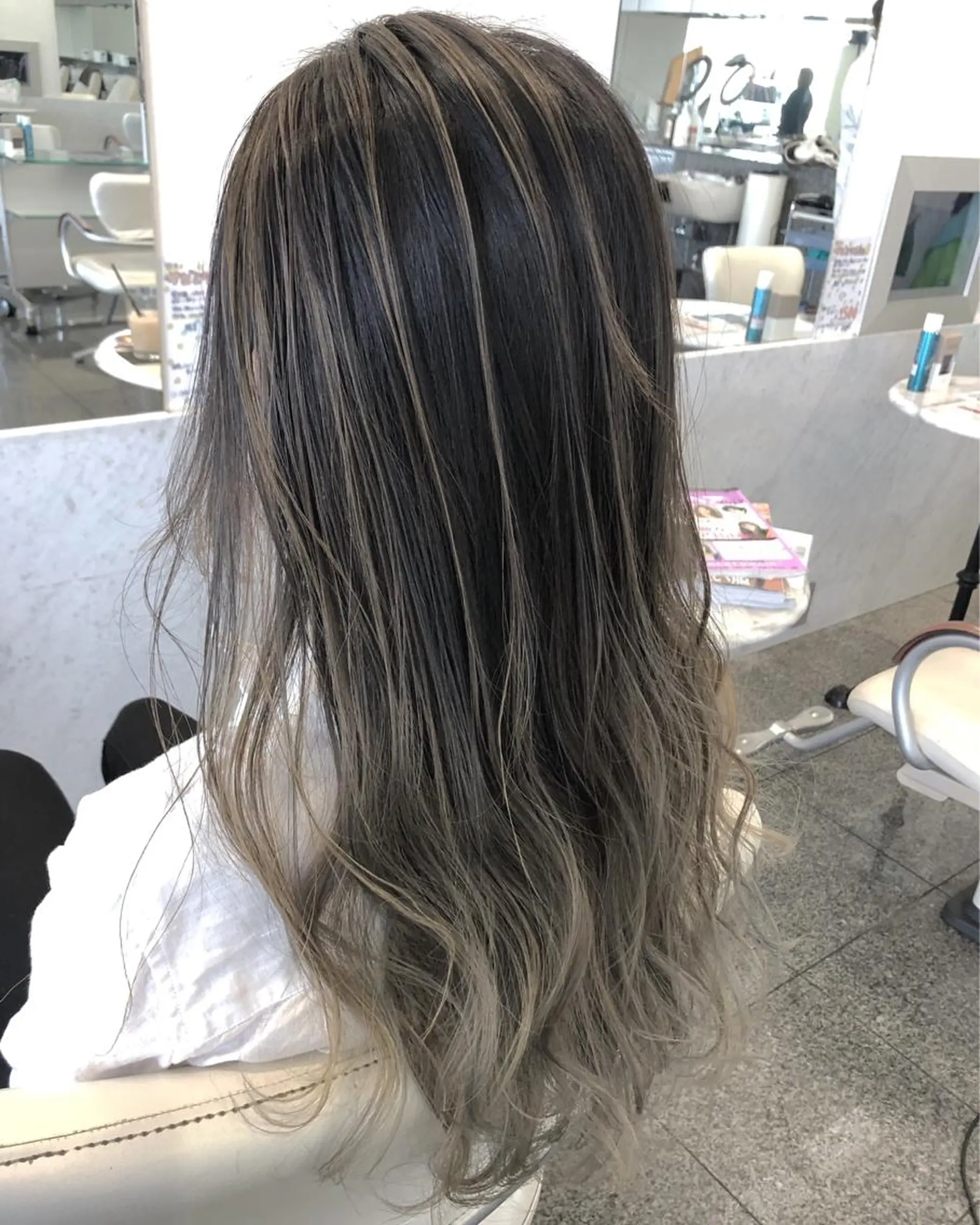 ロング カラー ヘアカラー トリートメント 河合秀明/ショート /ボブ/レイヤーのヘアスタイル