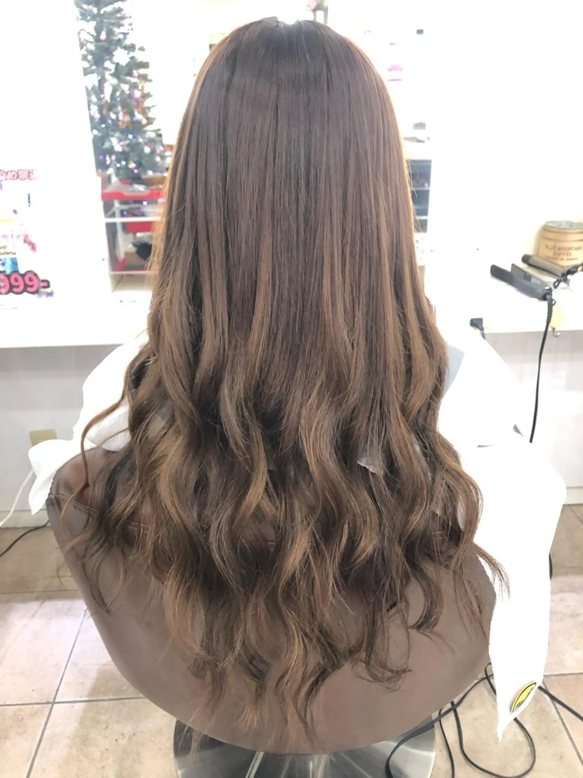 ミディアム カラー 🐥こ ま🐥のヘアスタイル