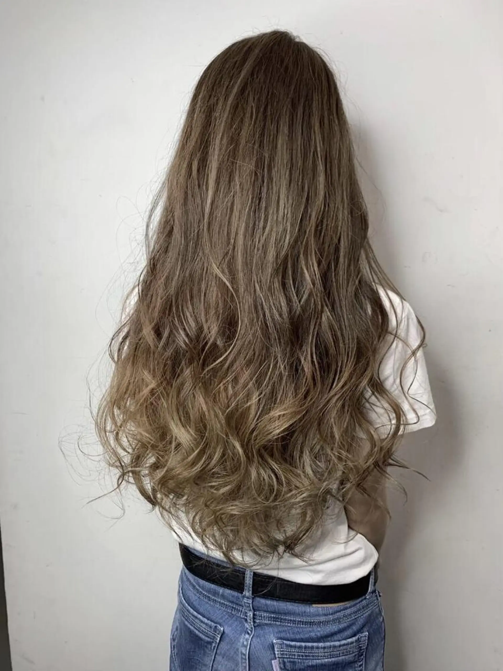 ロング カット パーマ SOURCE 堺東のヘアスタイル