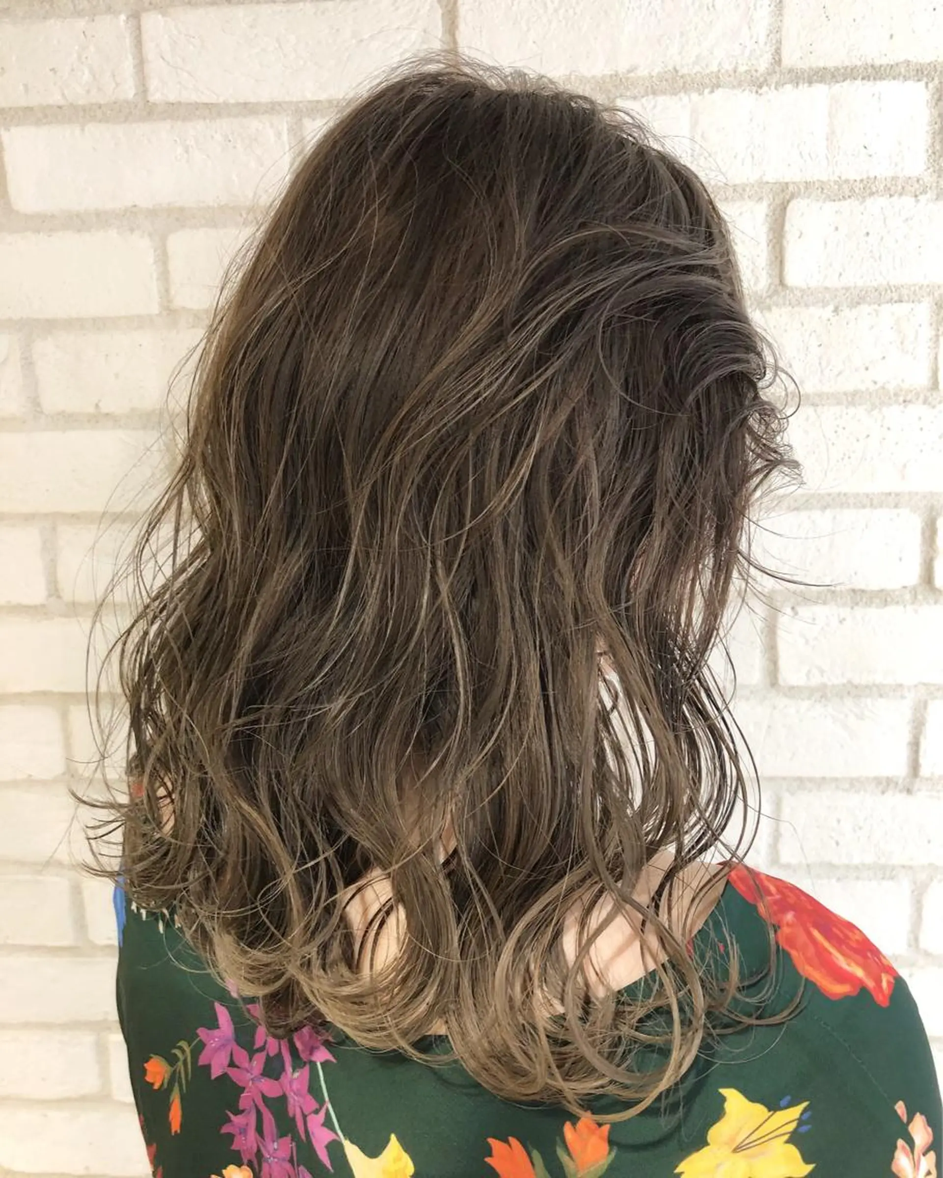 カラー she2.shinjuku所属・takumi Hのヘアスタイル
