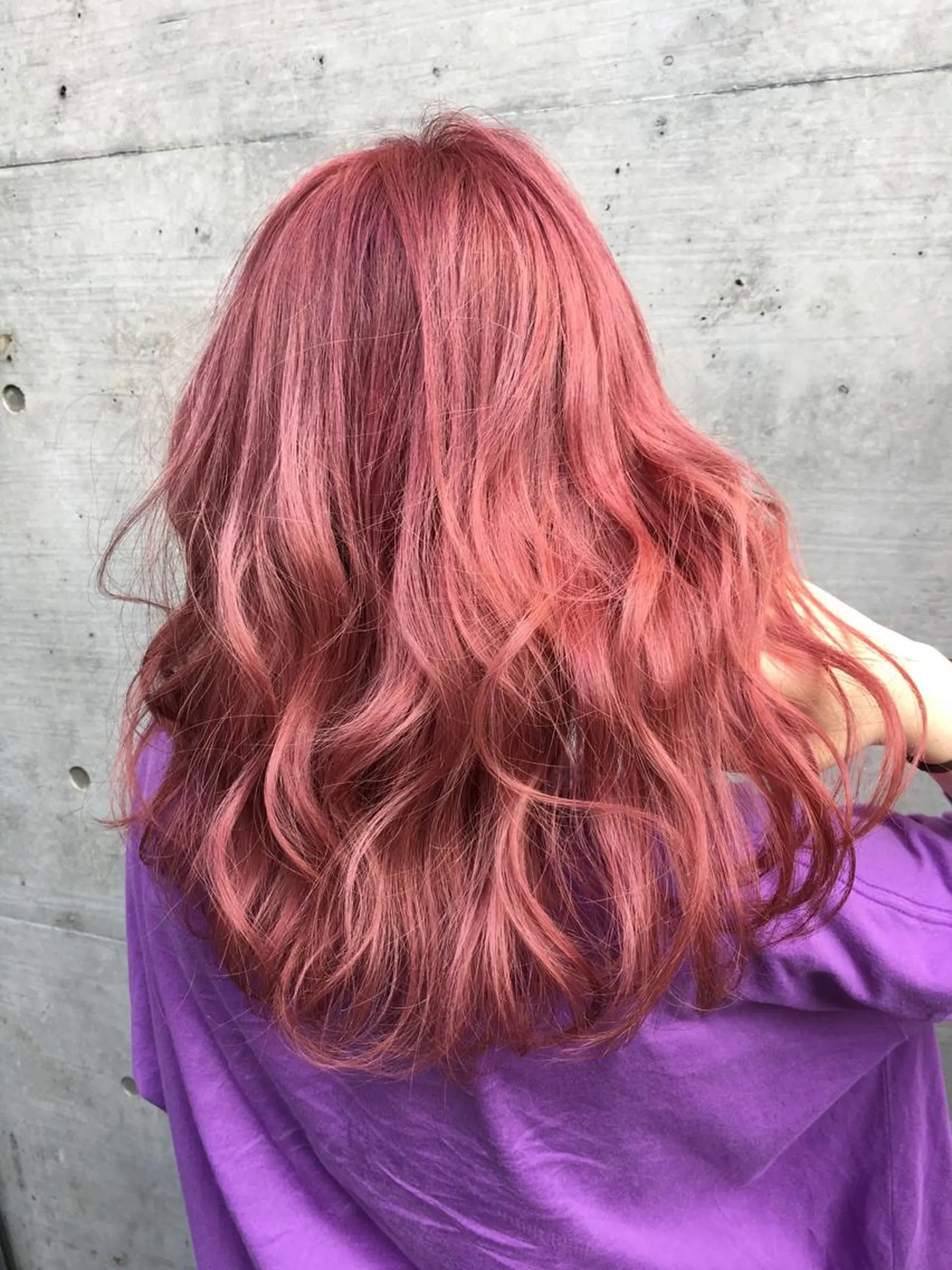 セミロング カラー ピンクカラー 韓国ヘア🤍髪質改善 🇰🇷AKANEのヘアスタイル