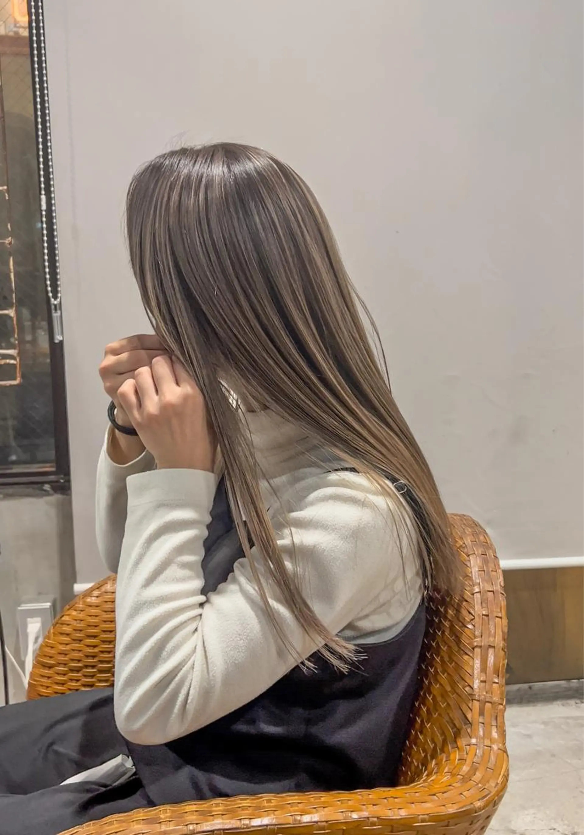 ロング カラー カット ヘアカラー トリートメント 海外デザイン🇺🇸 石渡諒太のヘアスタイル