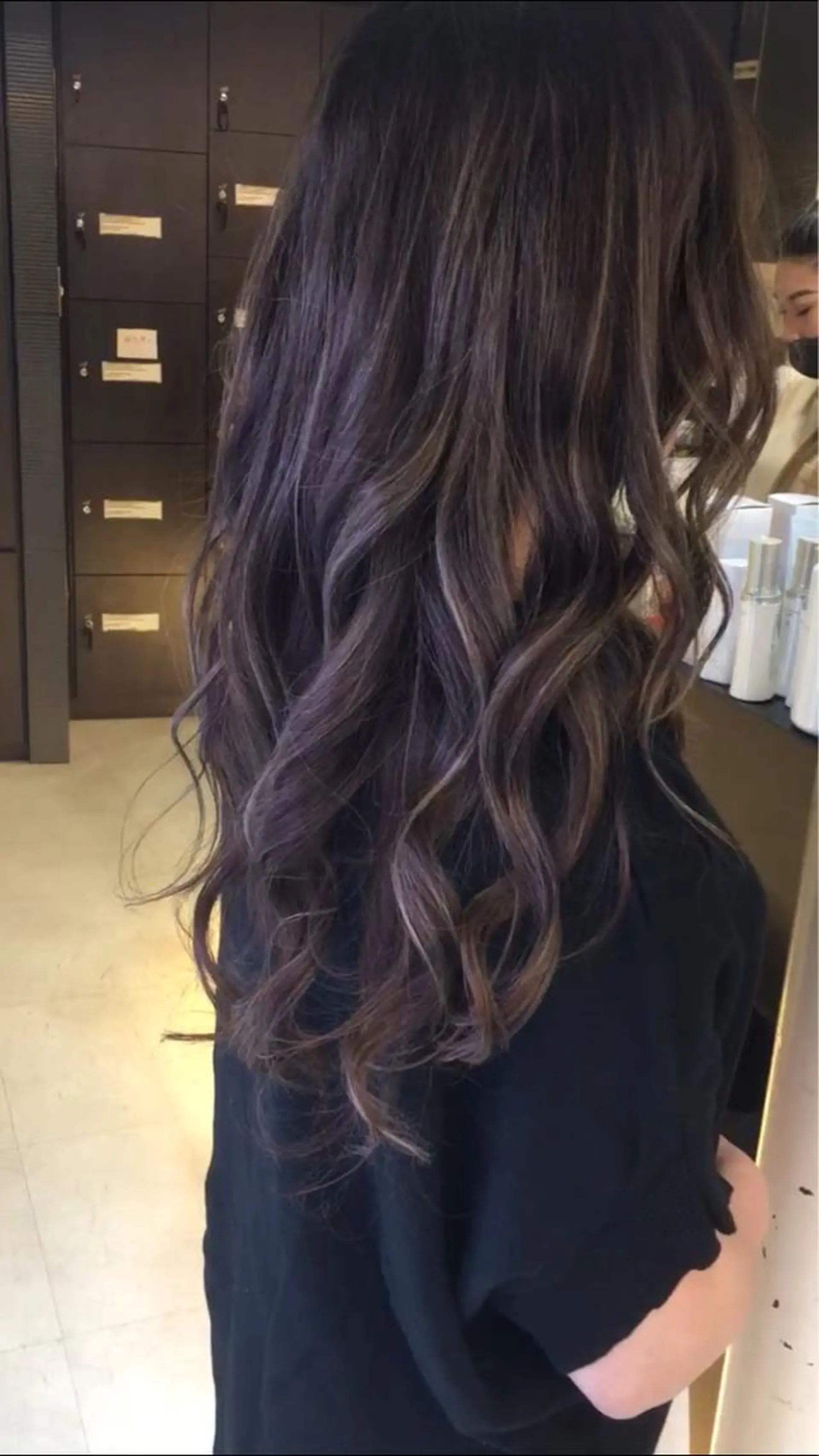 セミロング ヘアカラー カラコレなんば店所属・カラコレなんば TOPstylistのヘアスタイル