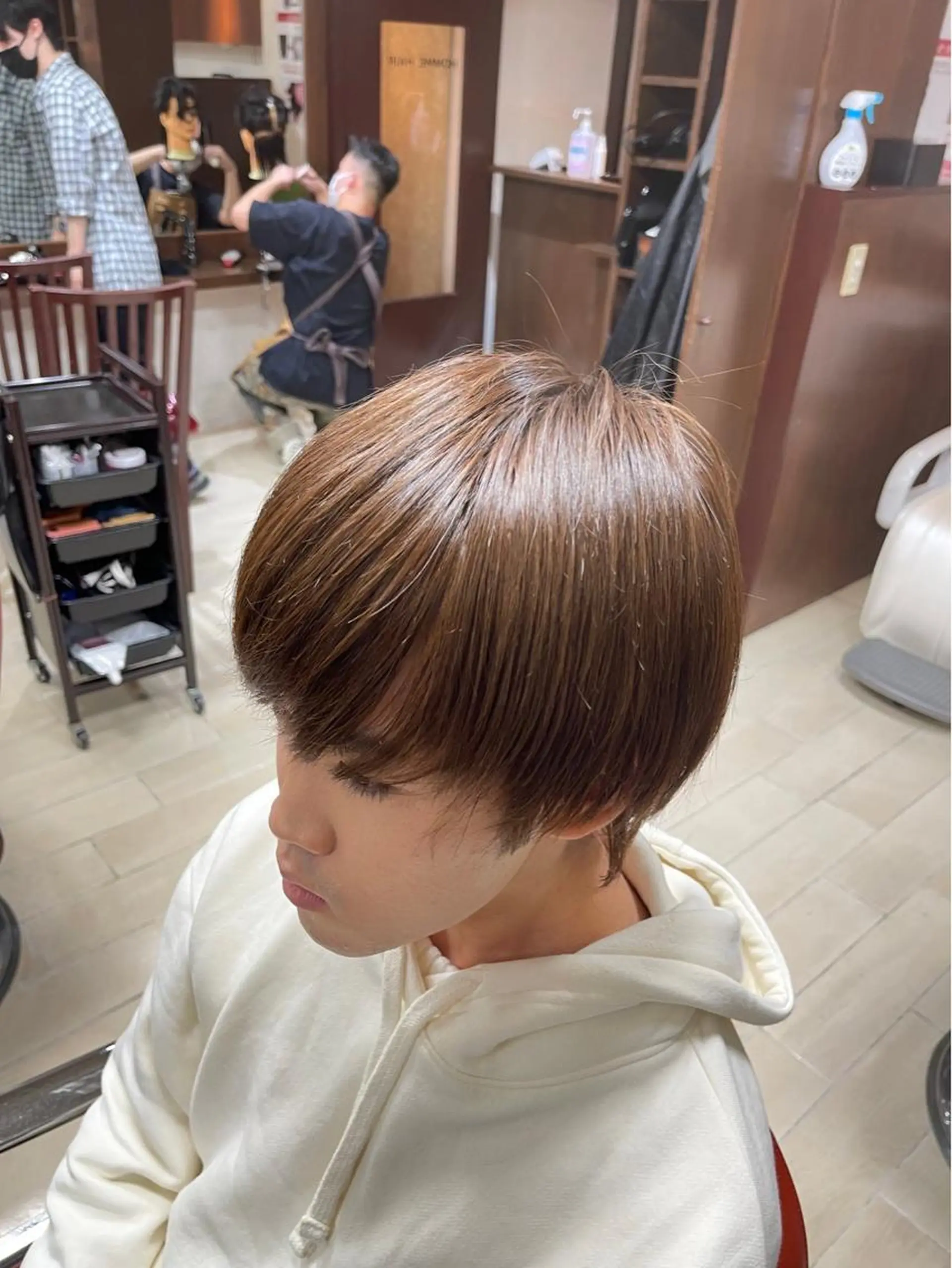 ショート カラー メンズ 佐々木 賢吾のヘアスタイル