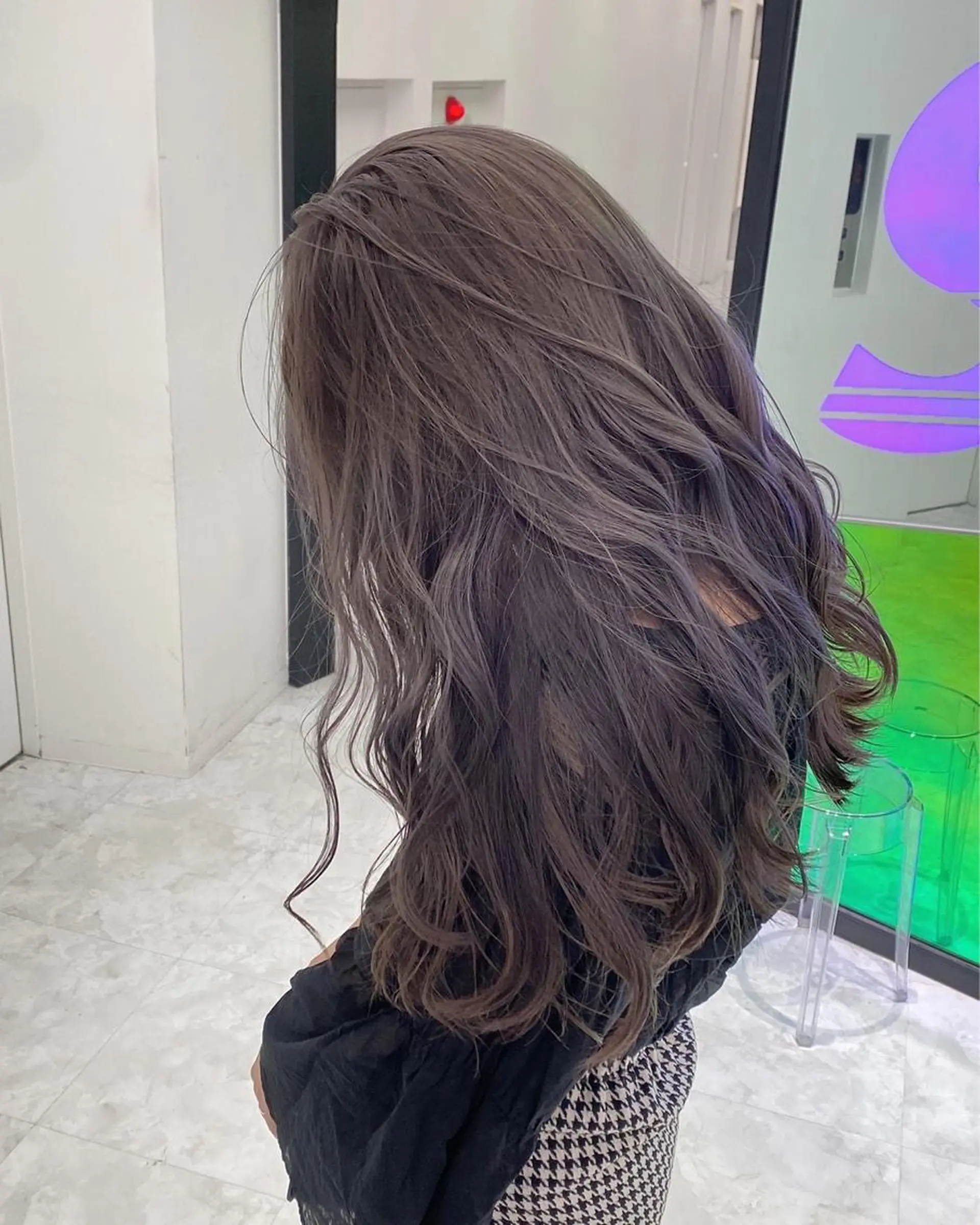 ロング トレンドモテカラー 🩷色落ちまで可愛くのヘアスタイル