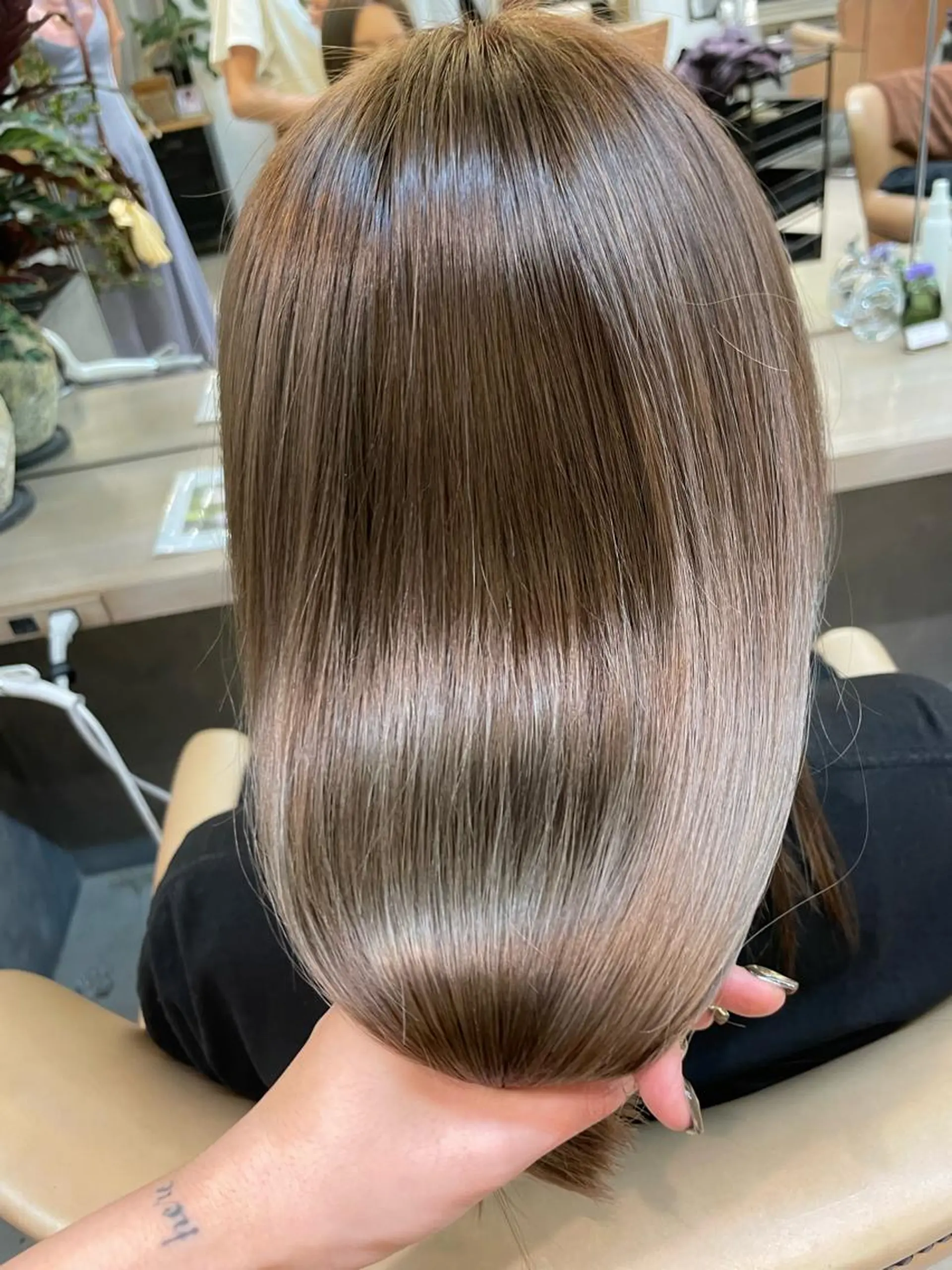 セミロング maison by HAVANA 経堂所属・田中 陽菜乃のヘアスタイル