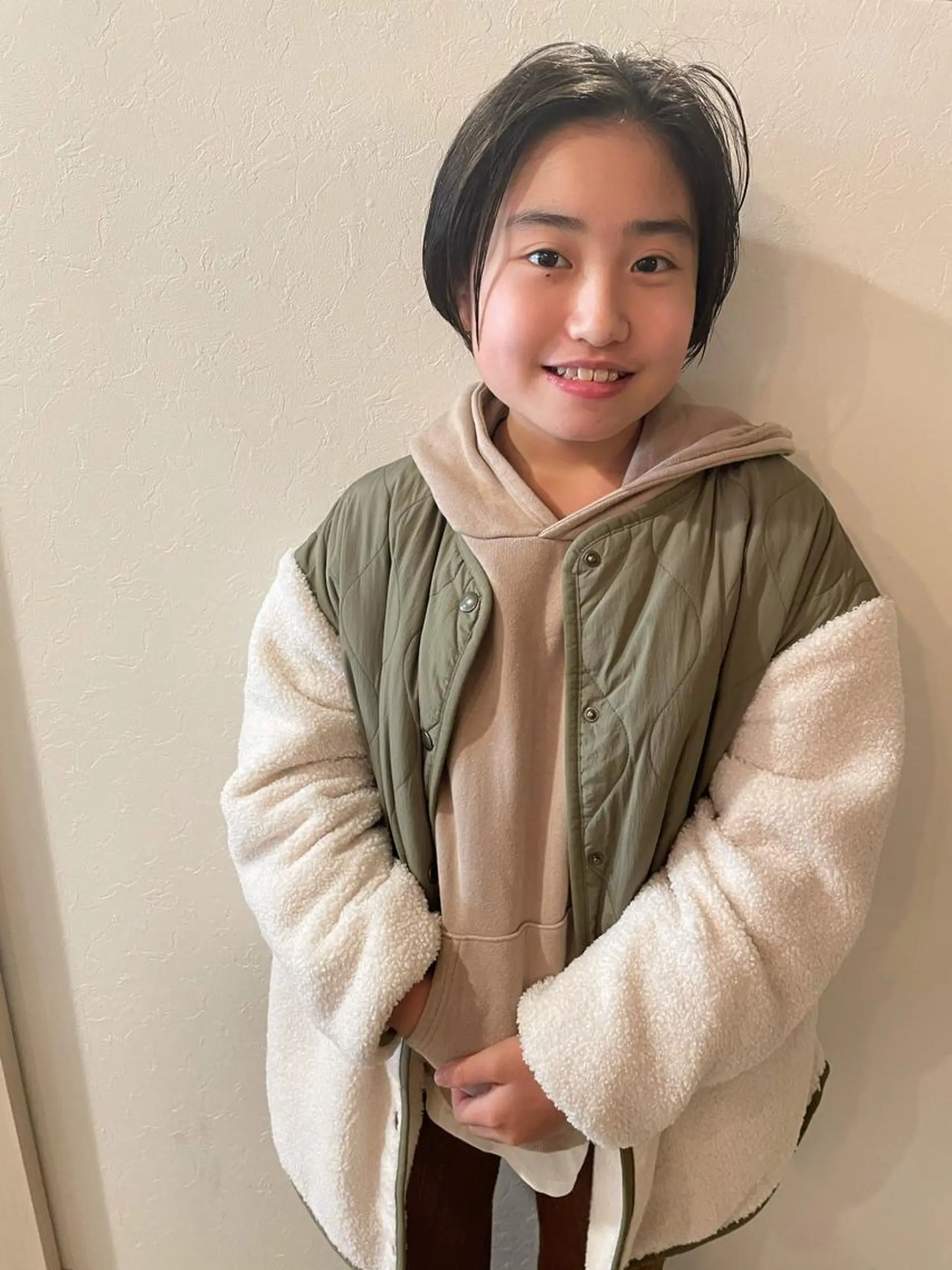 ショート カット さの あやねのヘアスタイル