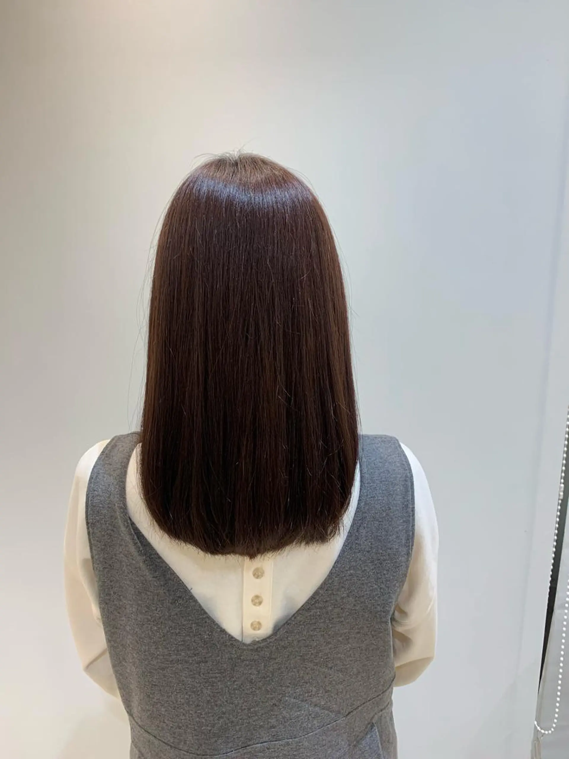 セミロング カラー オージュアソムリエ 遠藤大河のヘアスタイル