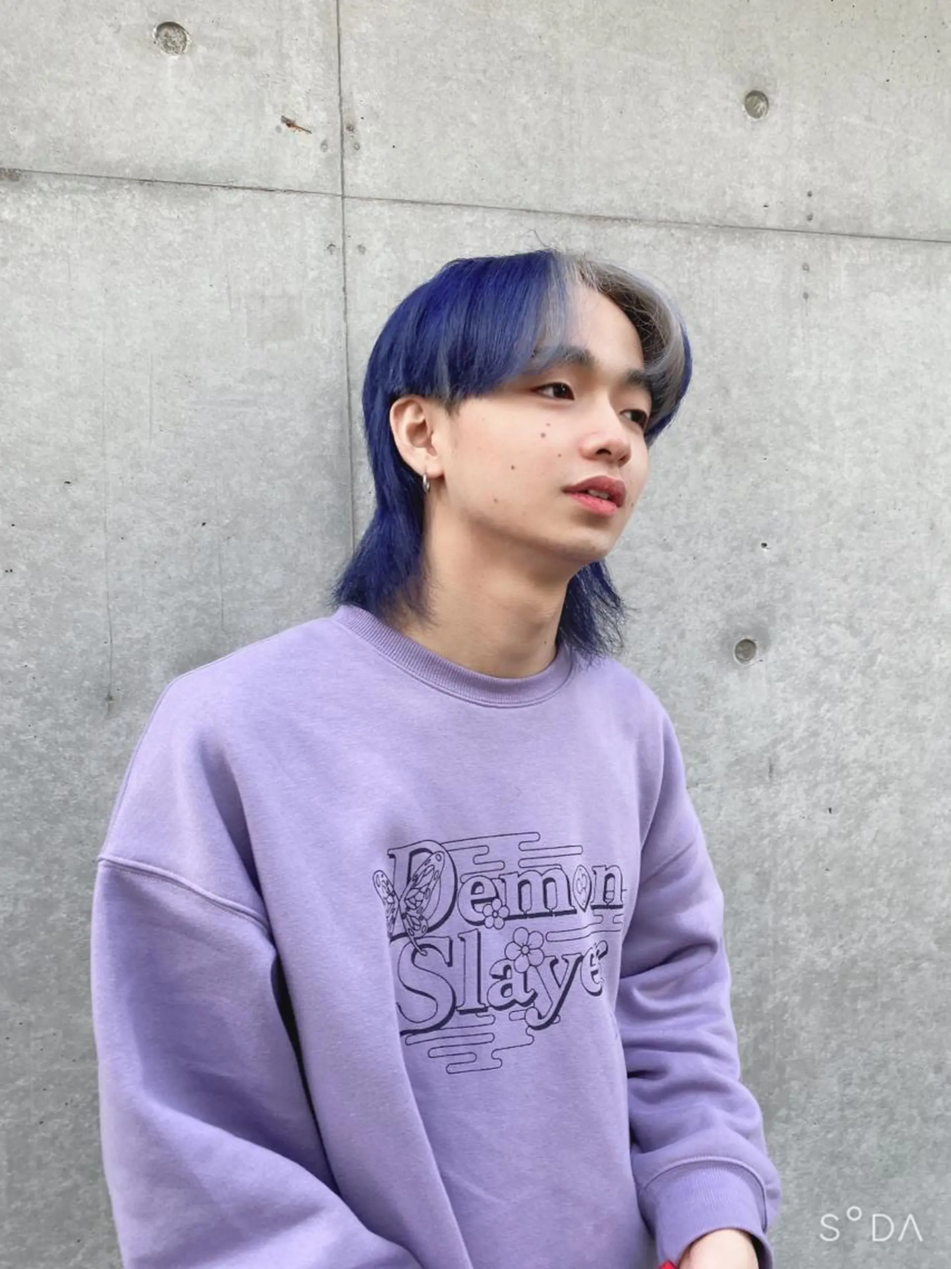 ミディアム カラー メンズ ブルーカラー デザインカラー シルバー 鈴木/ミルクティー/ ブリーチ/ボブ/のヘアスタイル