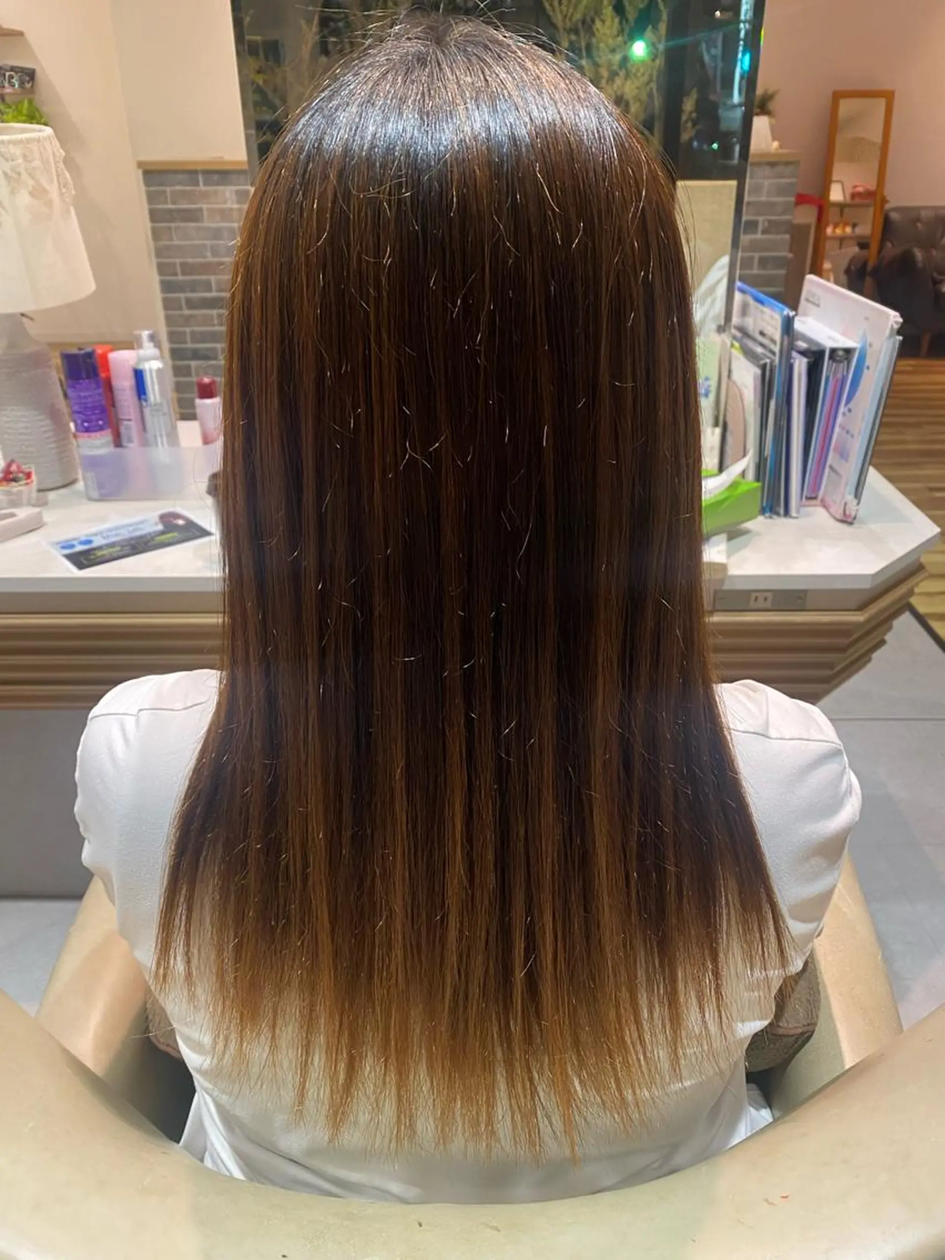 ロング 縮毛矯正 岡本 梨沙のヘアスタイル