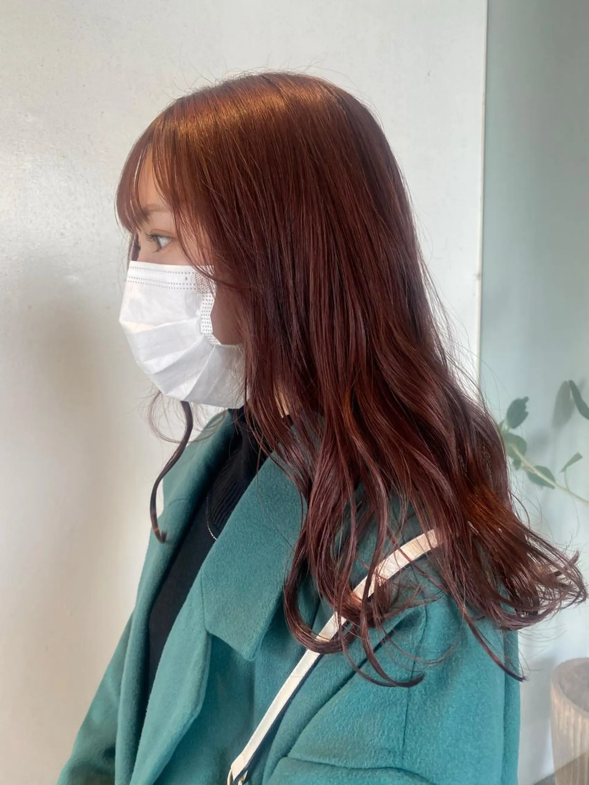 ロング ピンクブラウン ヘアカラー トリートメント 中井 一葉のヘアスタイル