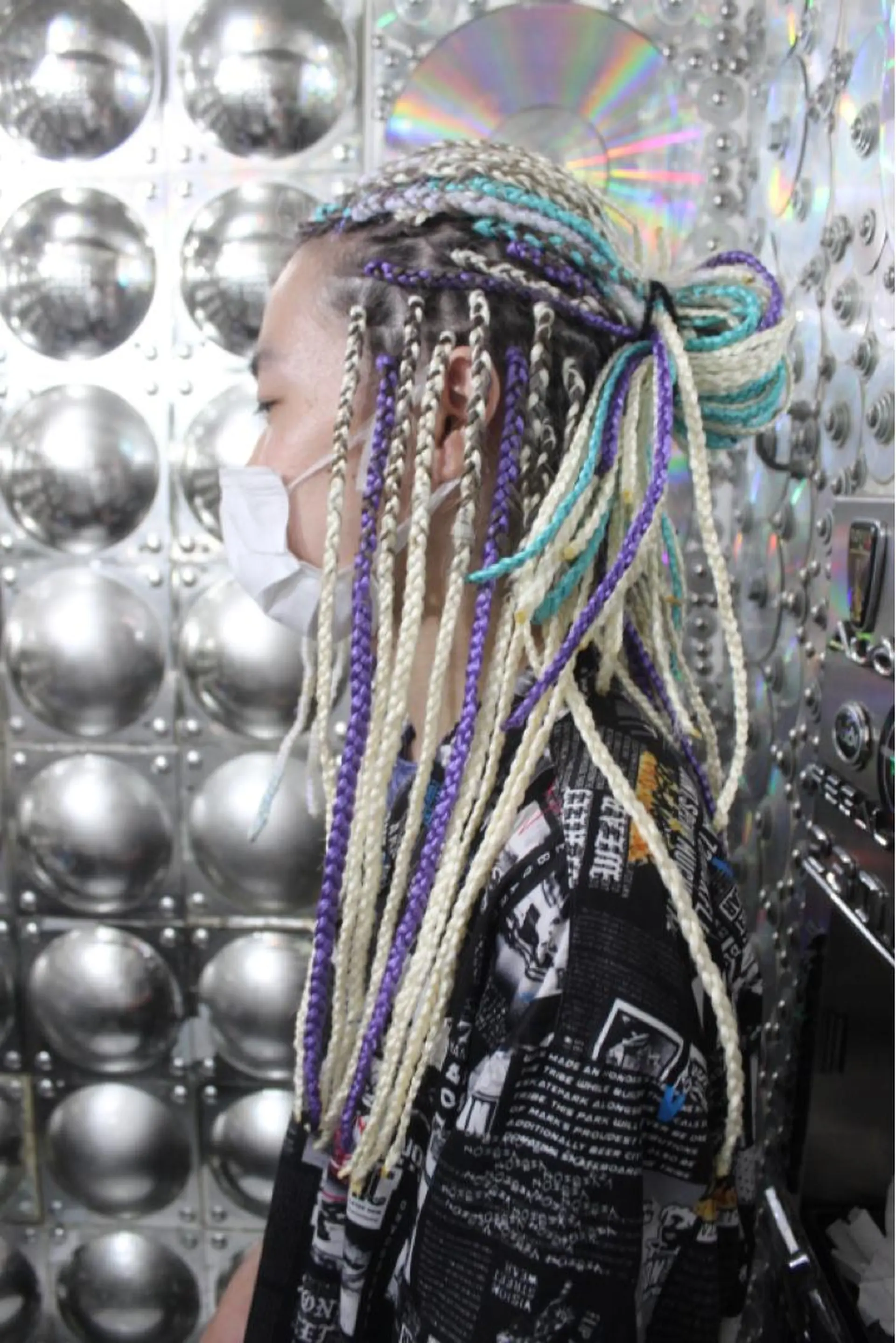 ロング カラー ヘアアレンジ haco+所属・🌈派手髪エクステ ブレイズ🌈ひろとのヘアスタイル