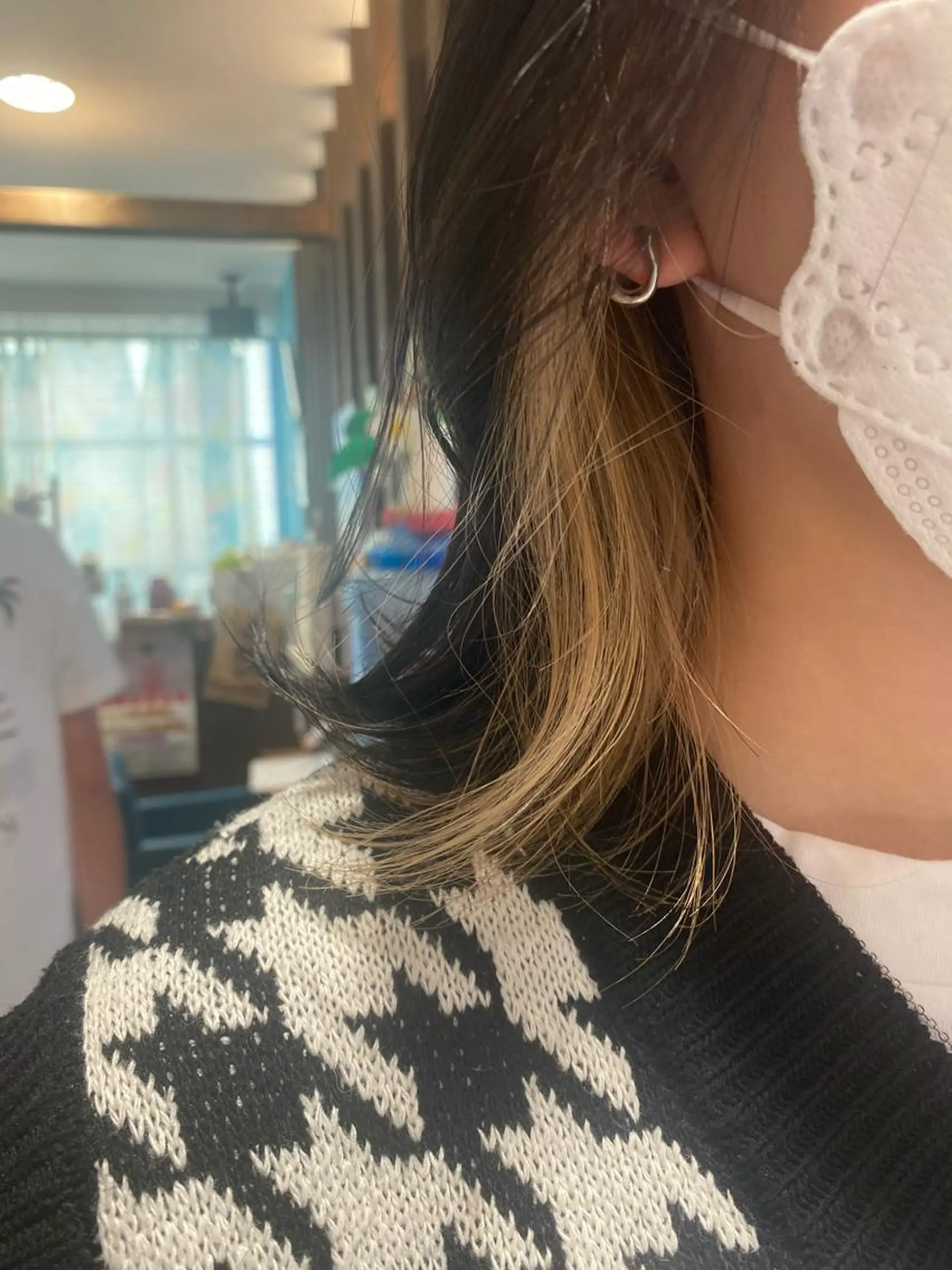 カラー インナーカラー ハイトーン/ ダブルカラー/透明感のヘアスタイル