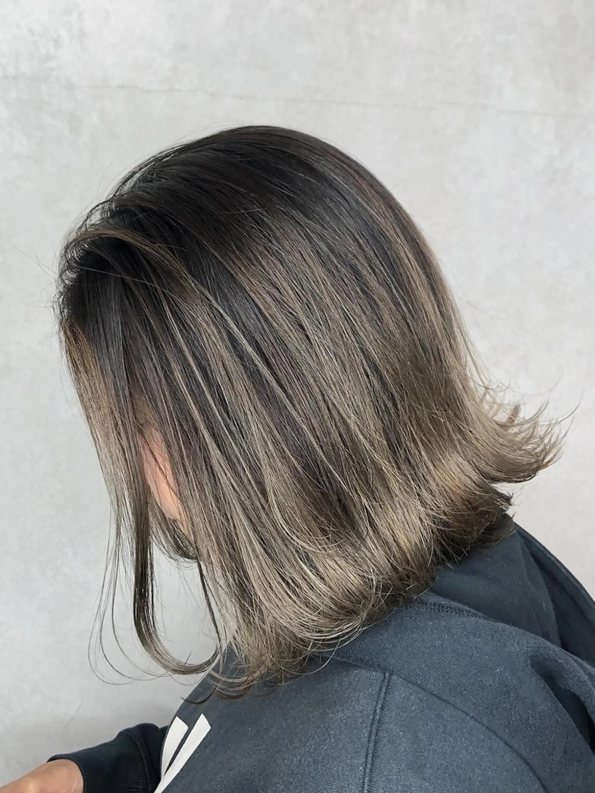 ミディアム カラー 🌿海山龍馬🌿前髪 /顔まわり/レイヤーのヘアスタイル