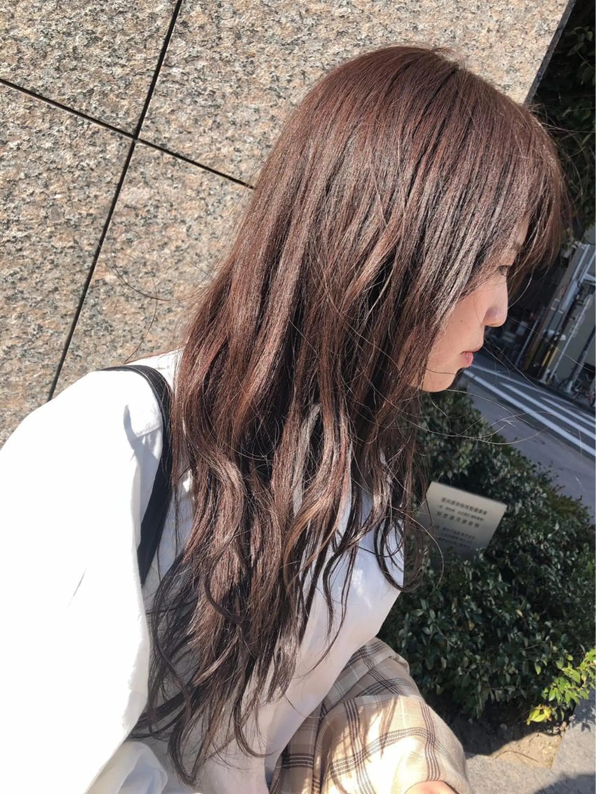 ロング カラー 折田 真優のヘアスタイル