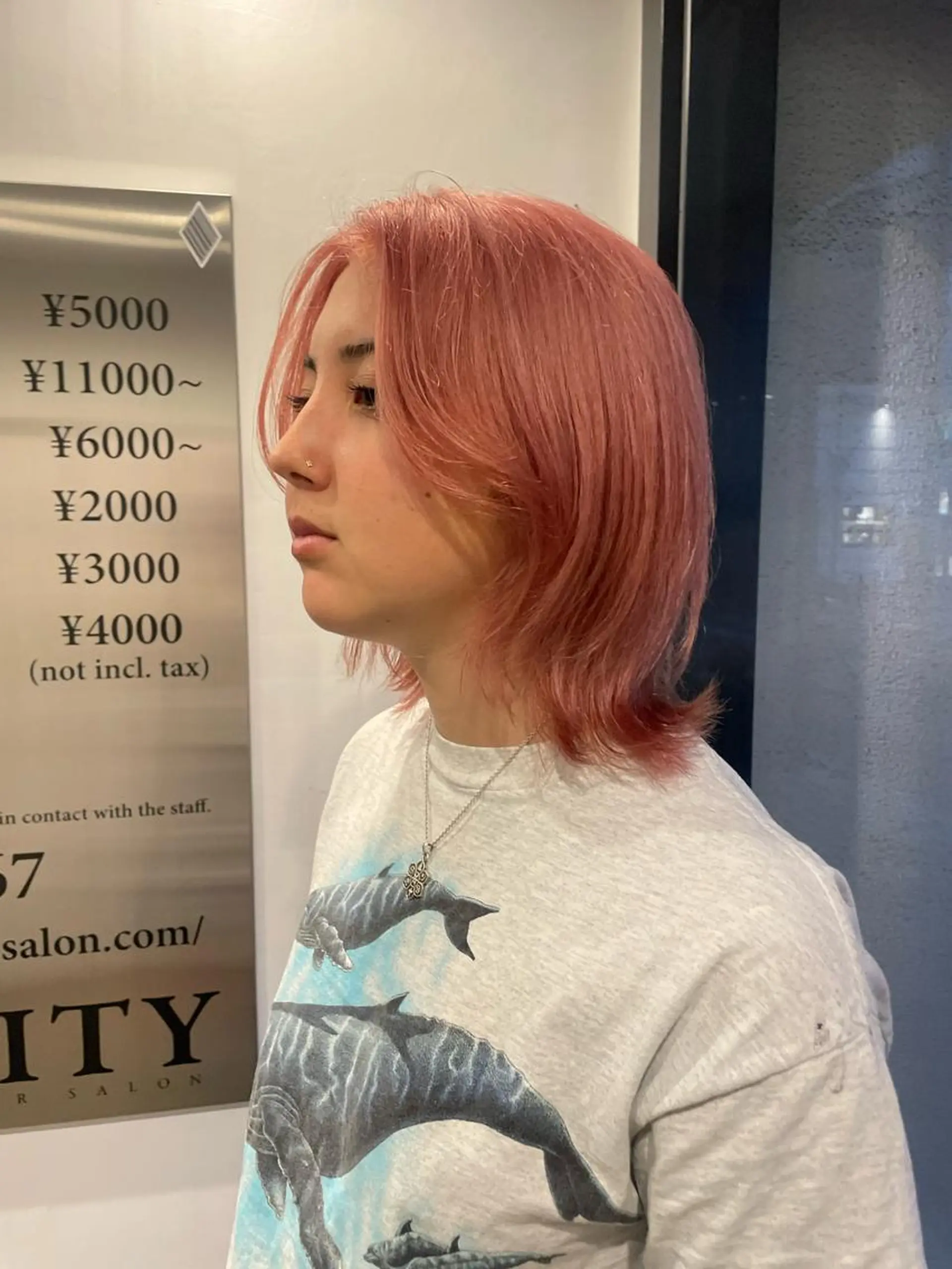 ミディアム カラー ブリーチ ハイトーンカラー ピンクカラー hen所属・心斎橋/レイヤー/ ブリーチ/モエのヘアスタイル