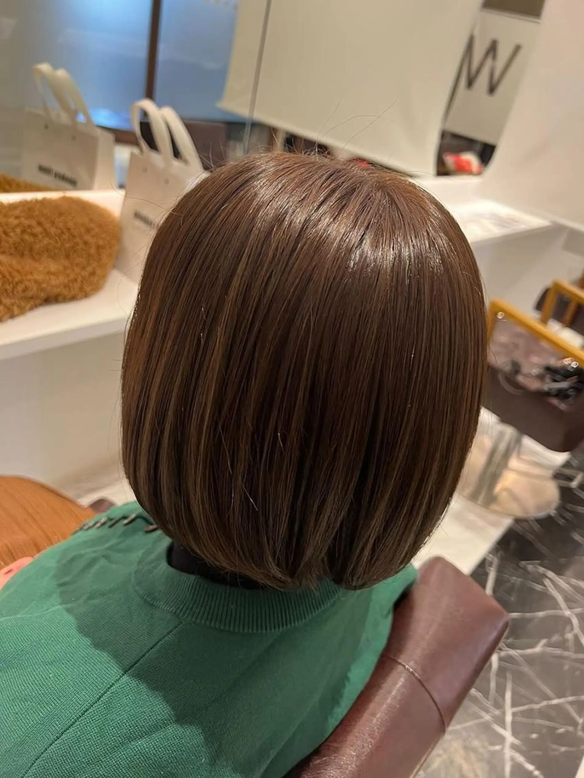 ショート カラー ボブ 浦﨑 笑美里のヘアスタイル