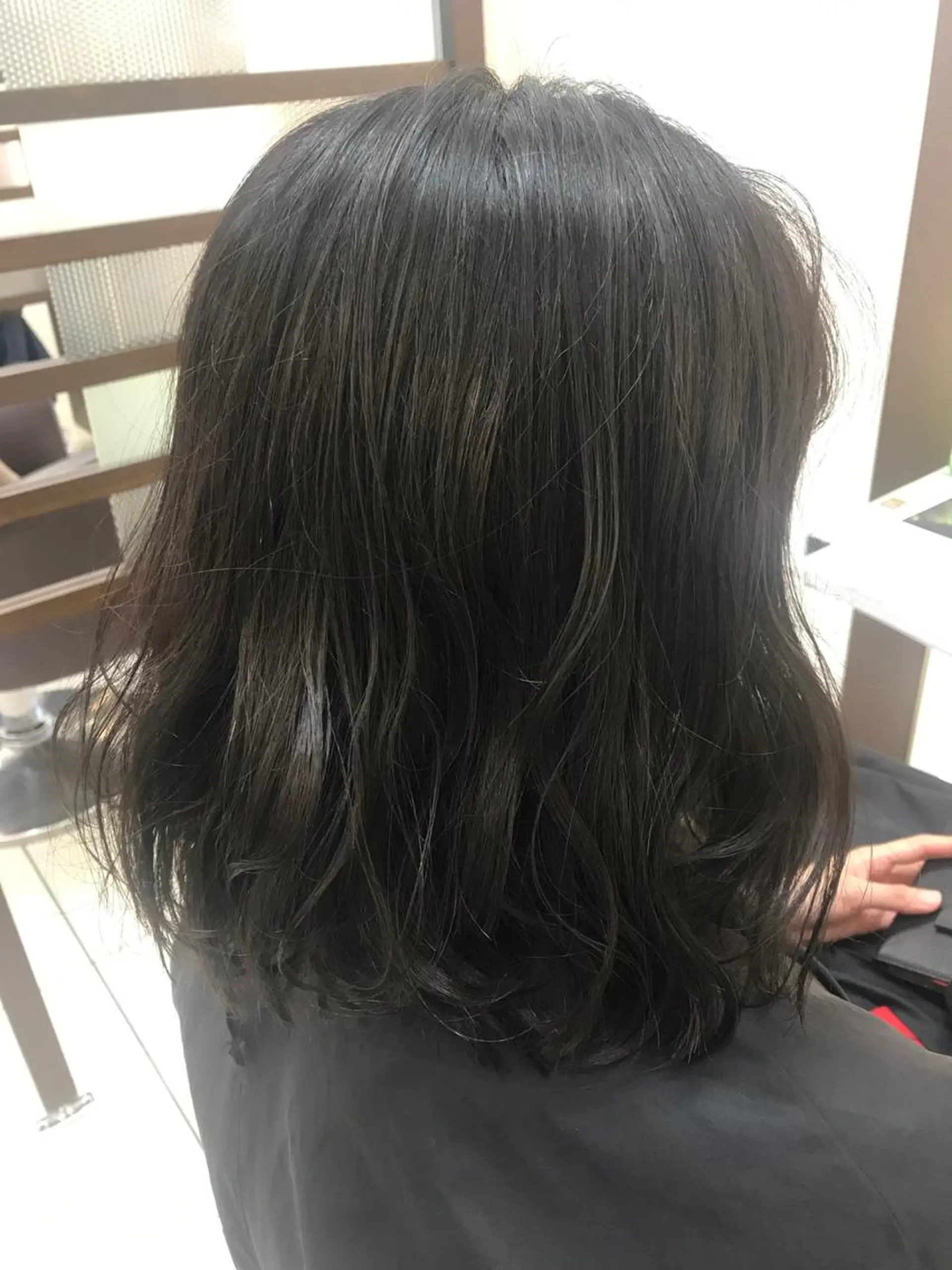 ミディアム カラー 馴染ませNo.1🧃 エクステ・アレンジのヘアスタイル